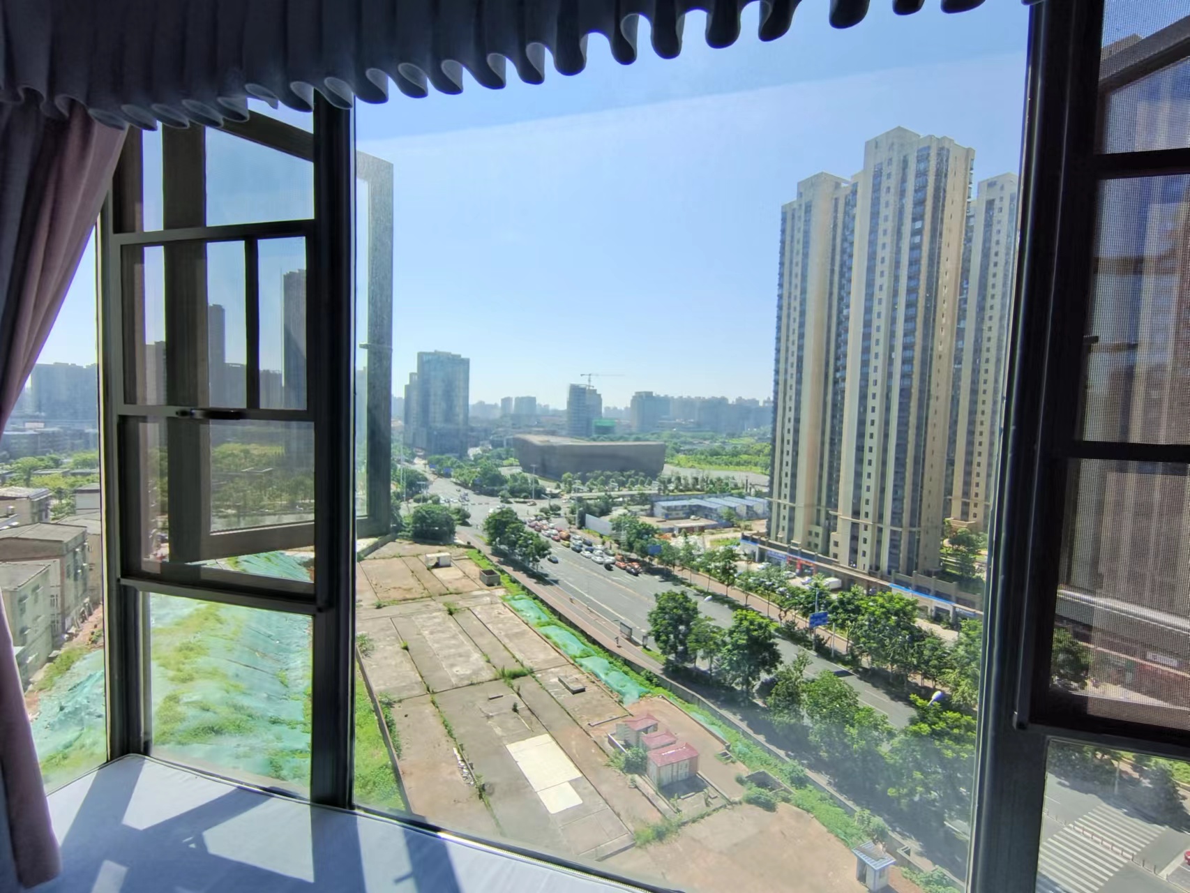 恒大华府  3室2厅2卫    93.8万室内图