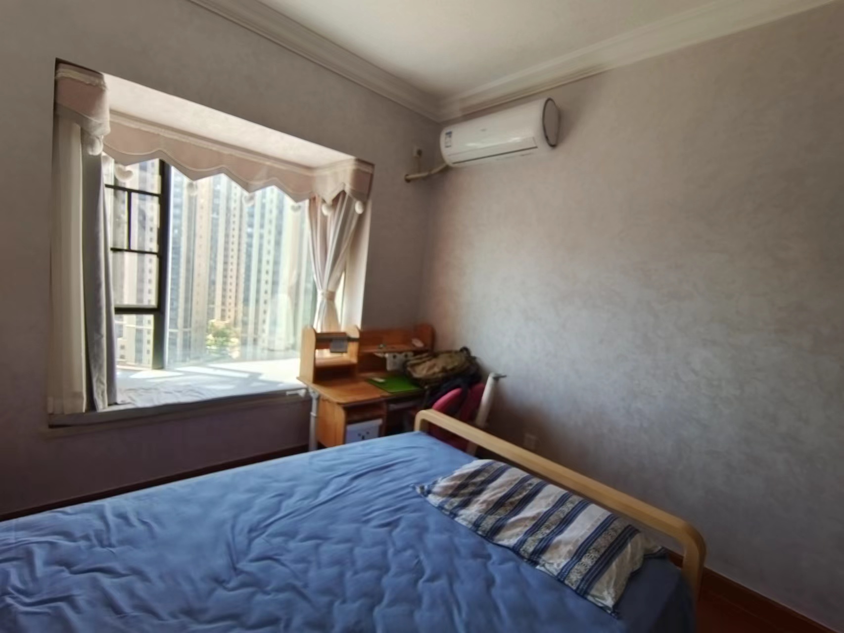 恒大华府  3室2厅2卫    93.8万室内图