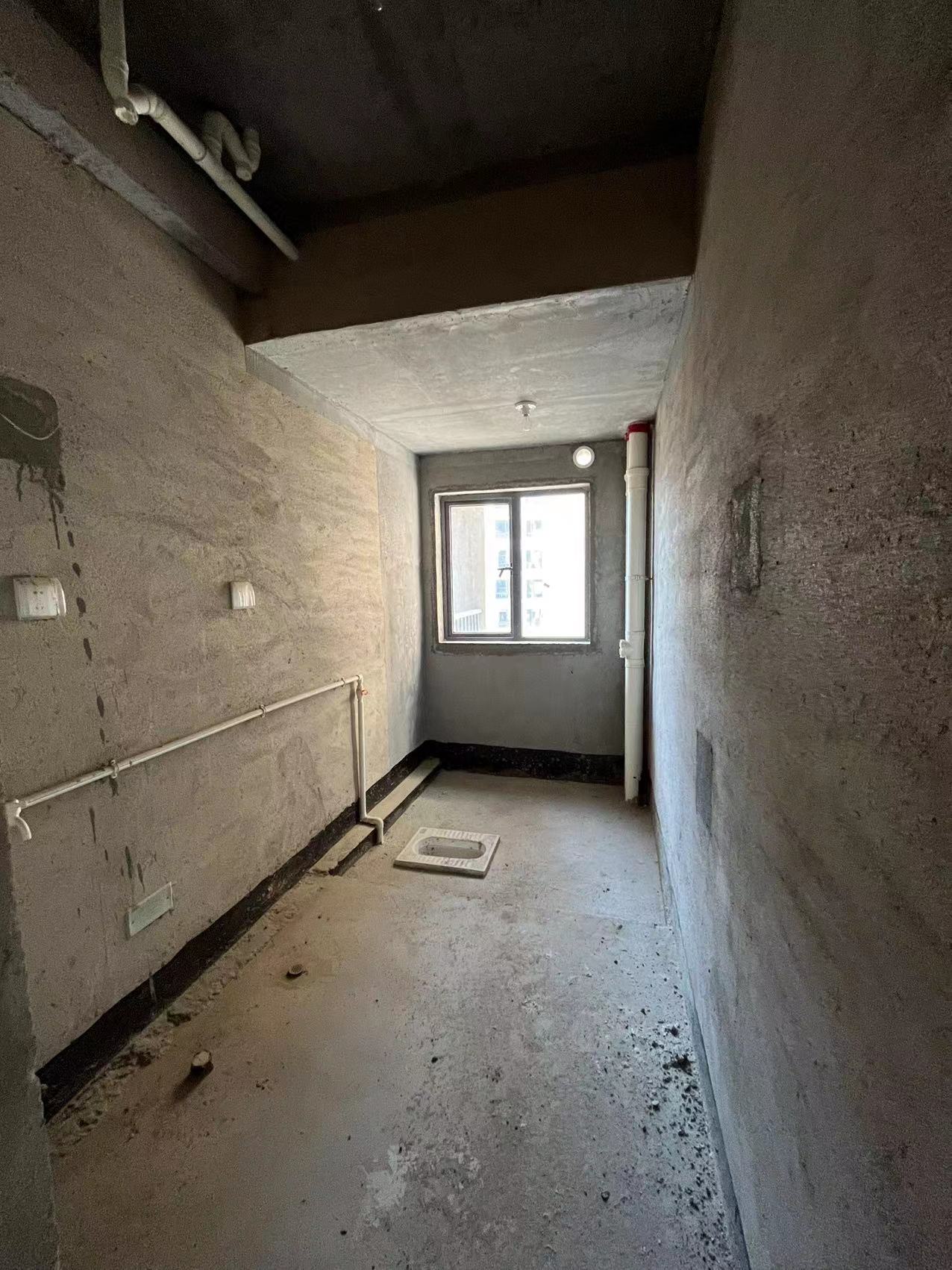 山水洲城华晨第一城 3室2厅1卫 60.0万 山水洲城华晨第一城 3室2厅1卫 60.0万室内图