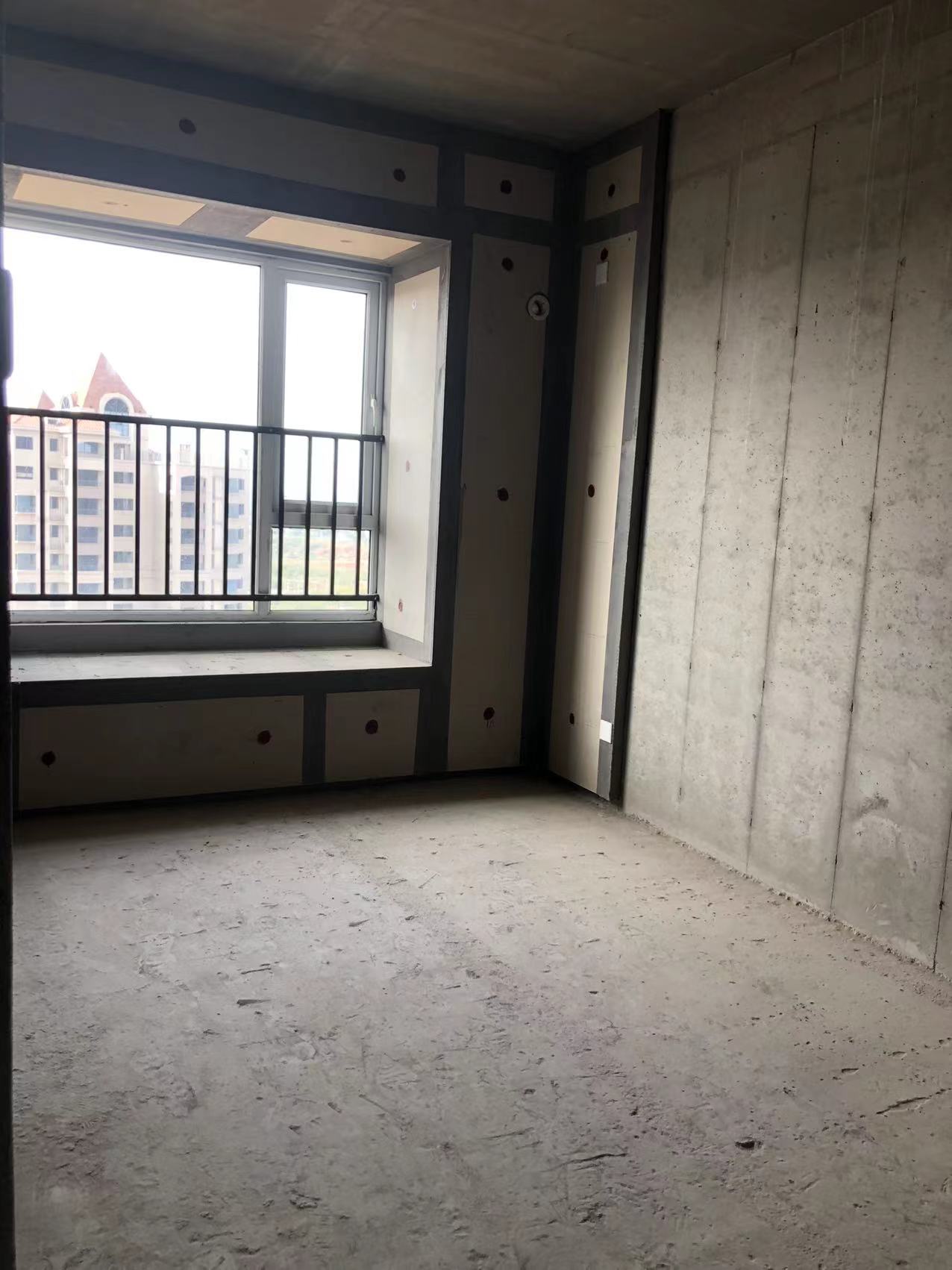 当代尚品苑  4室2厅2卫    117.0万 当代尚品苑  4室2厅2卫    117.0万室内图