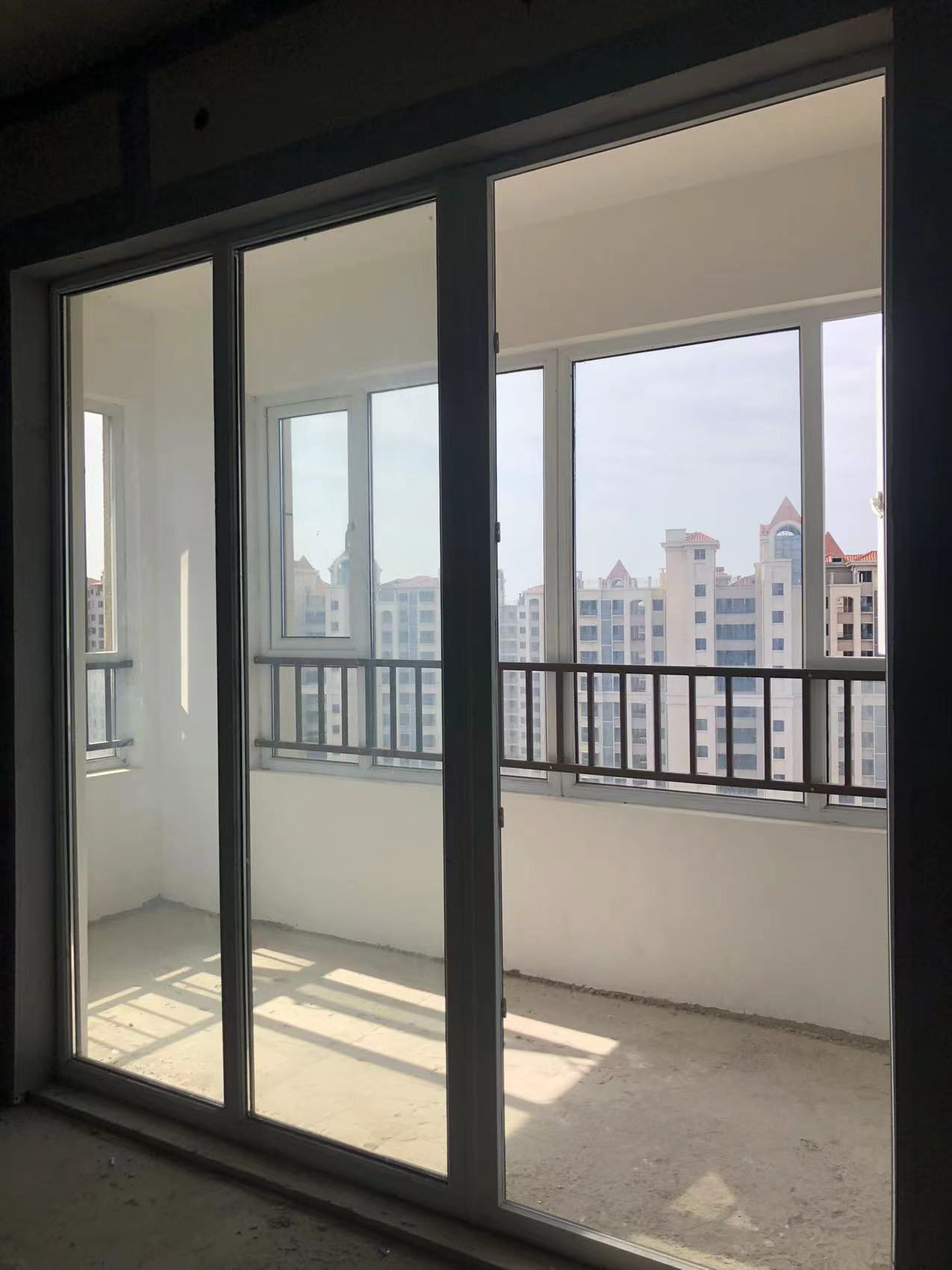 当代尚品苑  4室2厅2卫    117.0万 当代尚品苑  4室2厅2卫    117.0万室内图