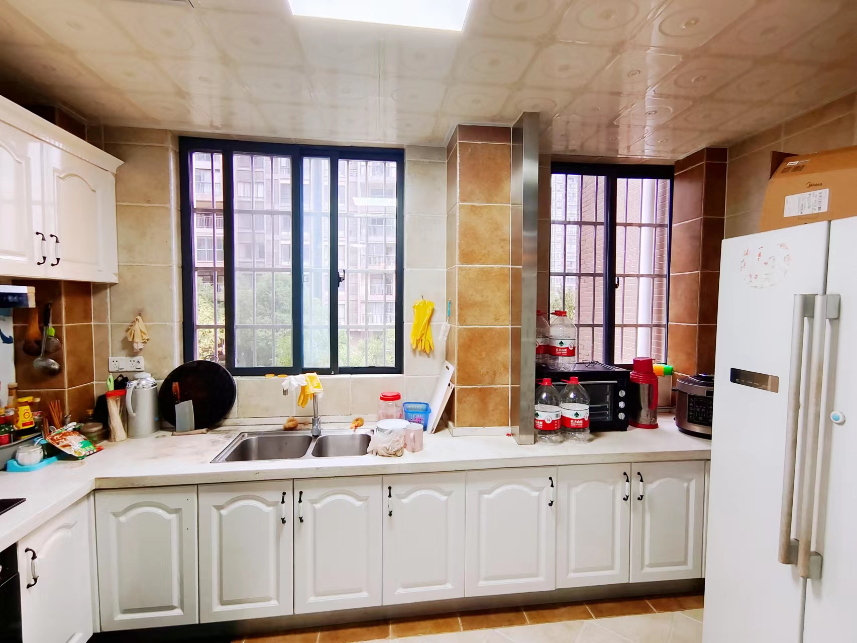 山水文园  3室2厅2卫    89.0万室内图