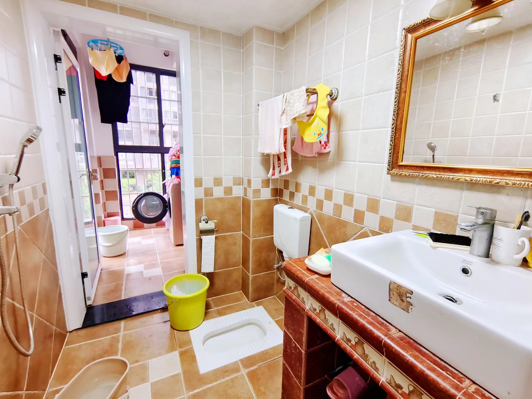 山水文园  3室2厅2卫    89.0万室内图