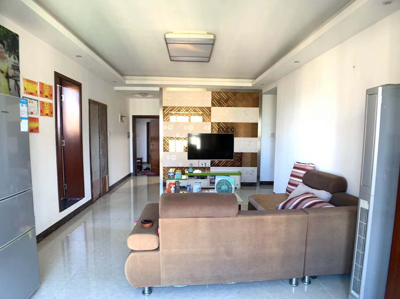 泰山公馆 2室2厅1卫 69.8万 泰山公馆 2室2厅1卫 69.8万室内图