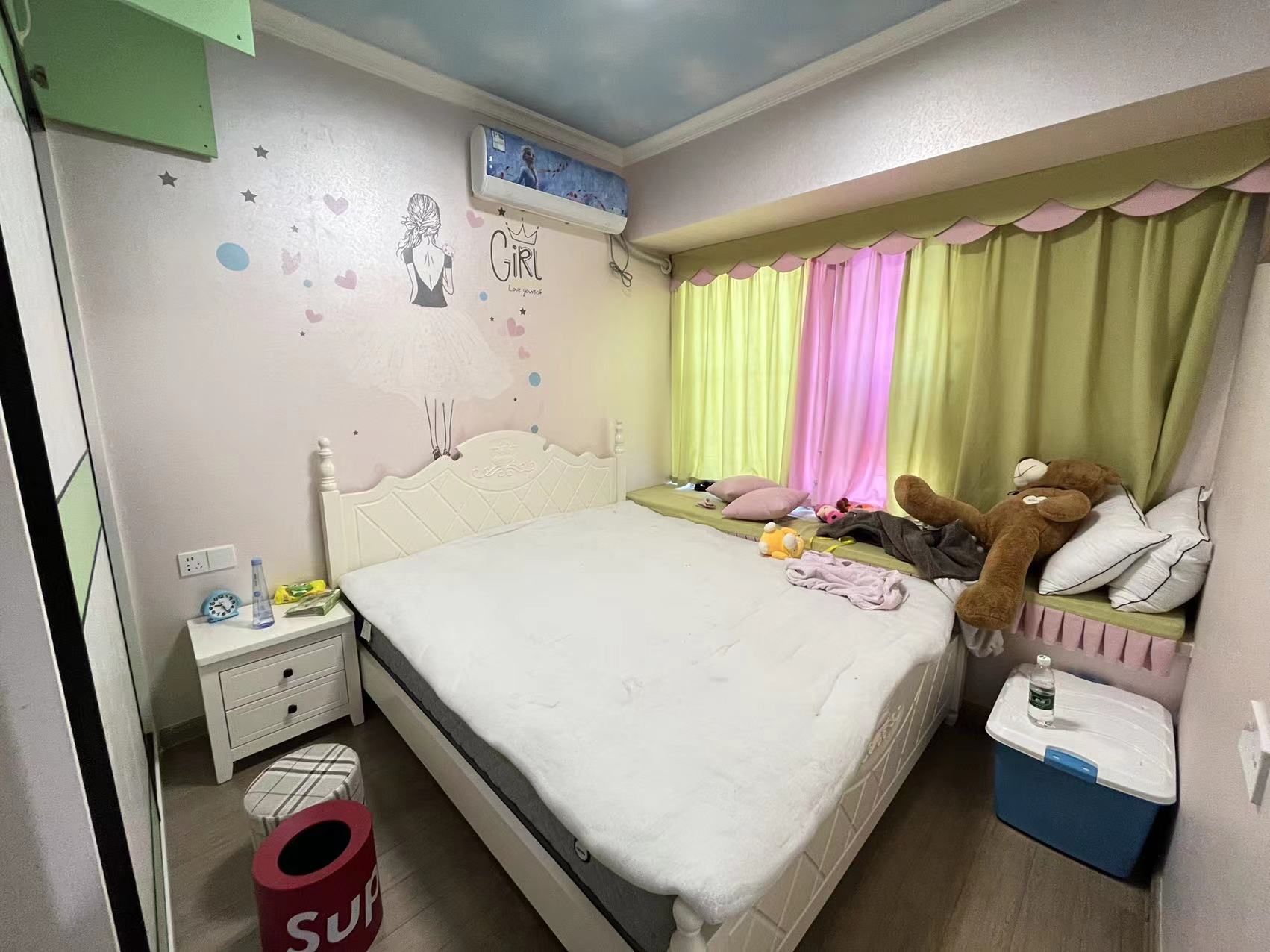 蓝溪谷 4室2厅2卫 99.8万 蓝溪谷 4室2厅2卫 99.8万室内图