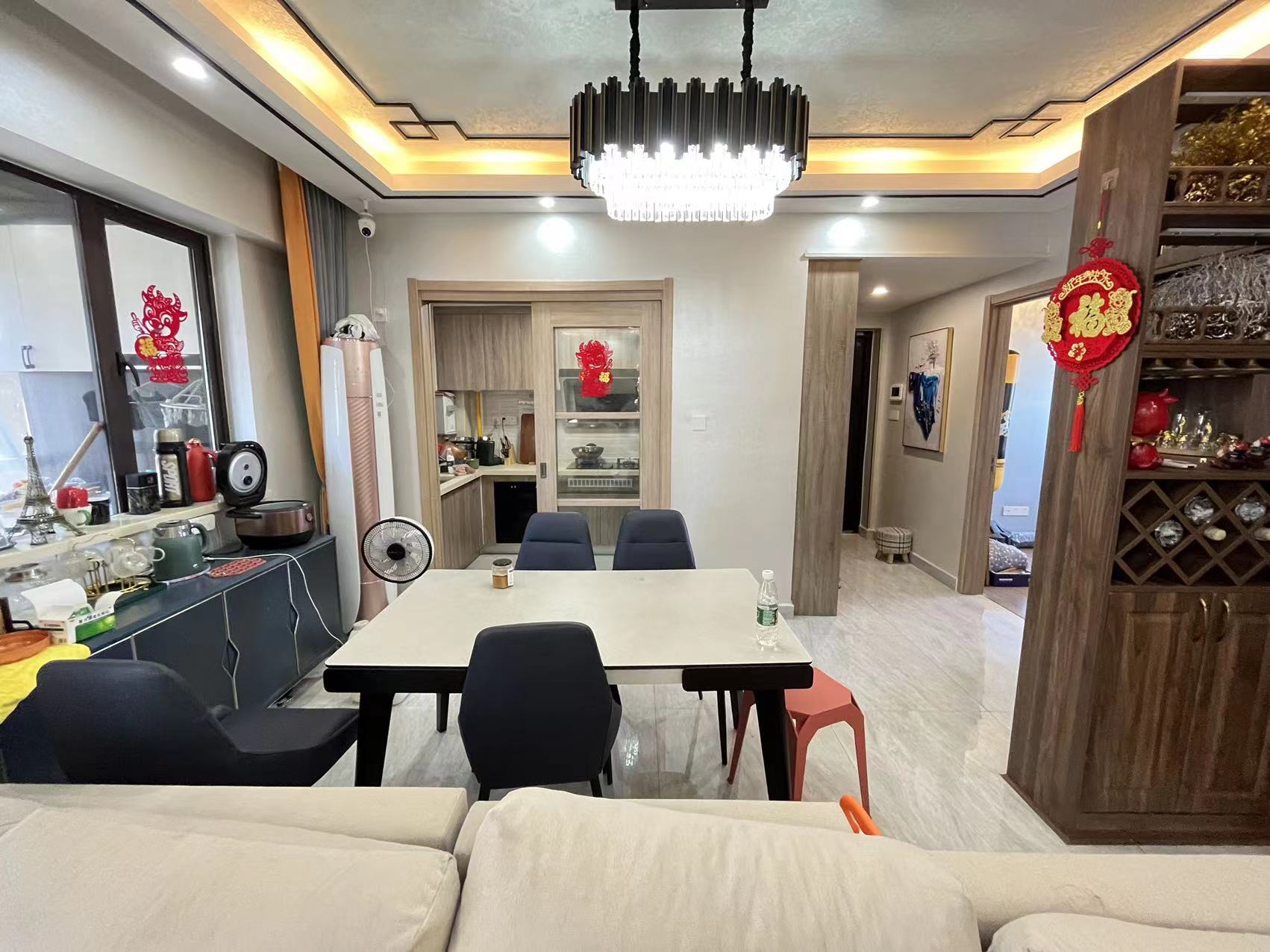 蓝溪谷 4室2厅2卫 99.8万 蓝溪谷 4室2厅2卫 99.8万室内图