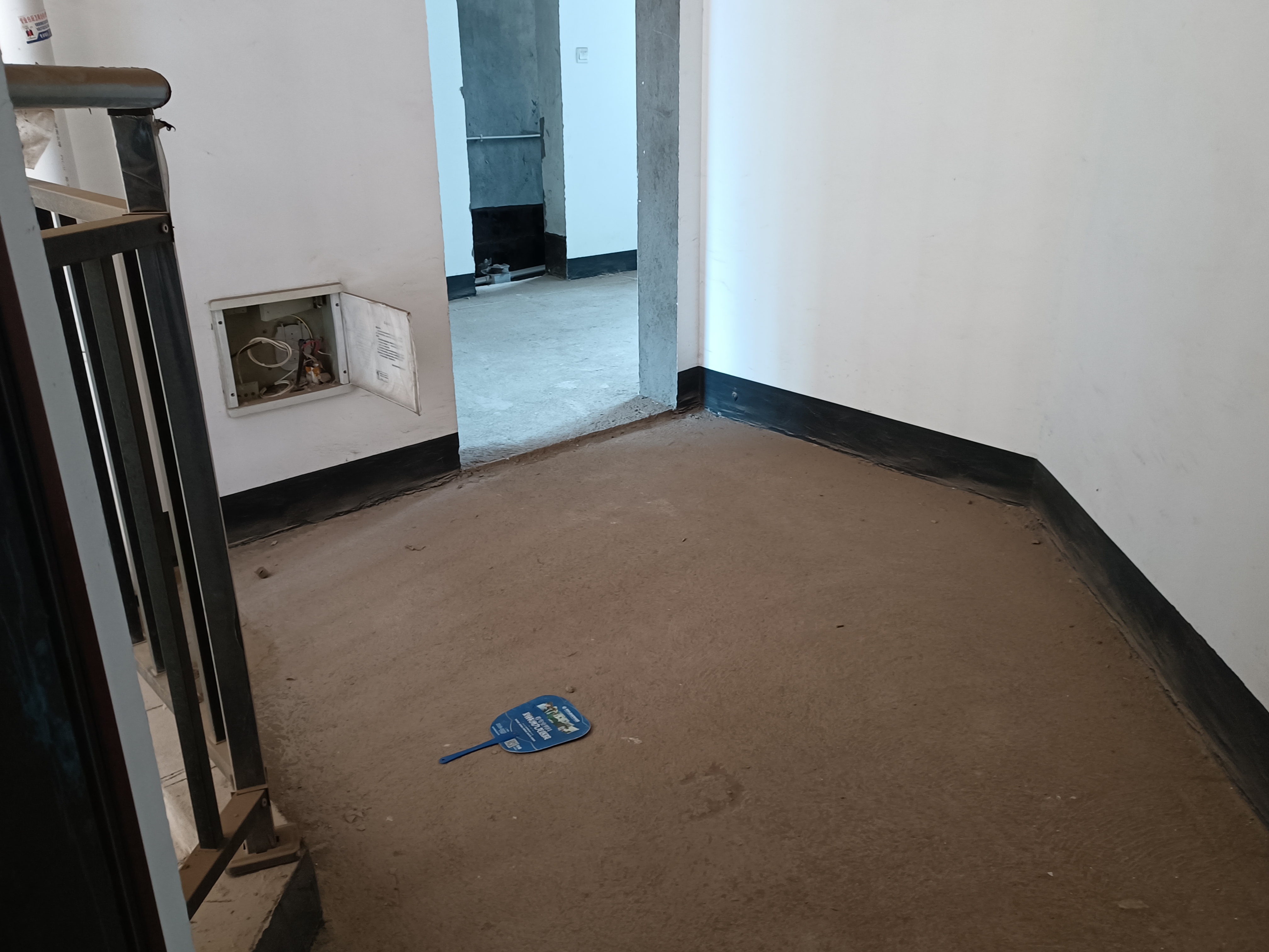 龙腾国际 3室2厅2卫 55.0万 龙腾国际 3室2厅2卫 55.0万室内图