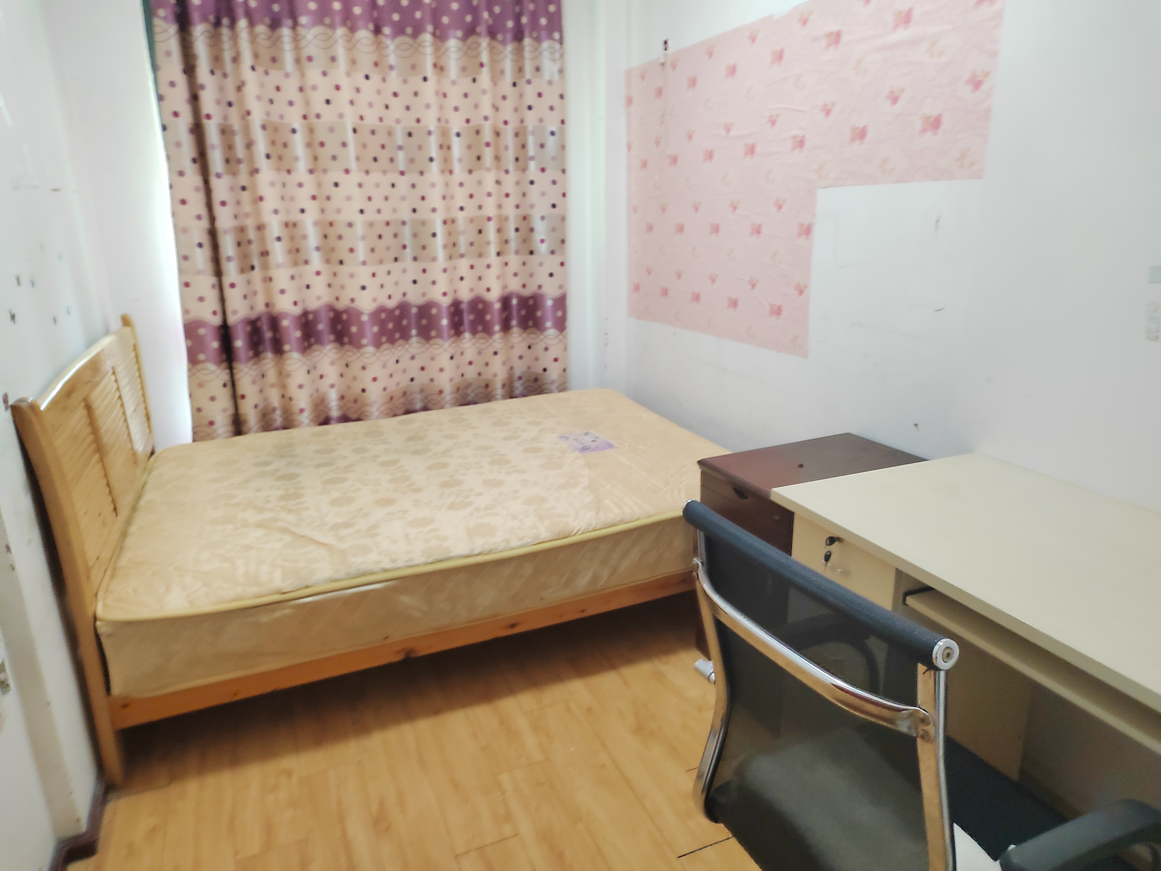 中天会展城B区  5室2厅2卫   3200.00元/月室内图