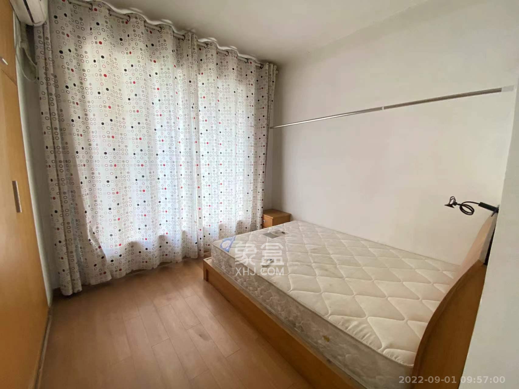 长房东郡  3室2厅1卫    3200.0元/月室内图