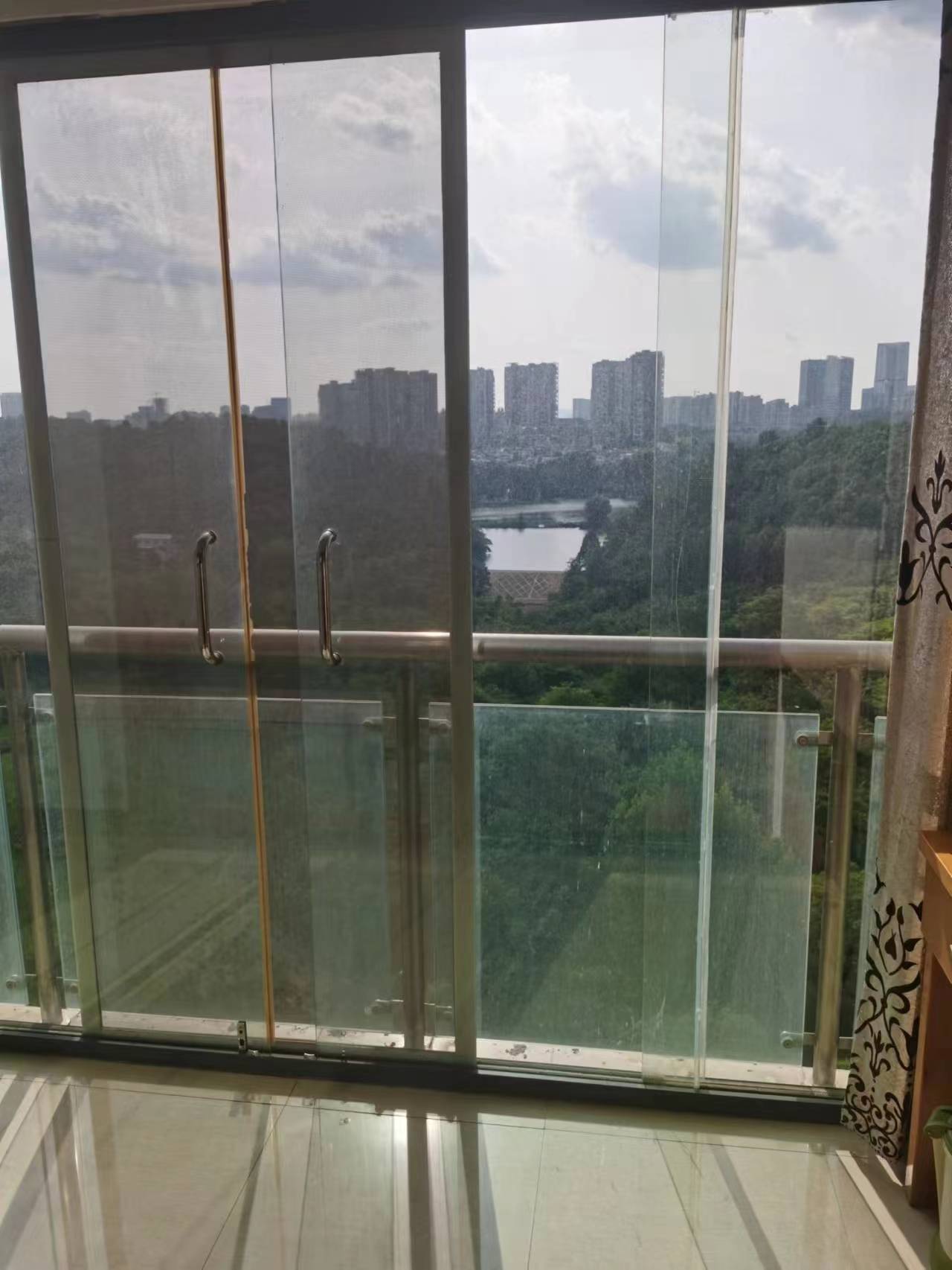 远大生态风景  3室2厅2卫   3500.00元/月室内图