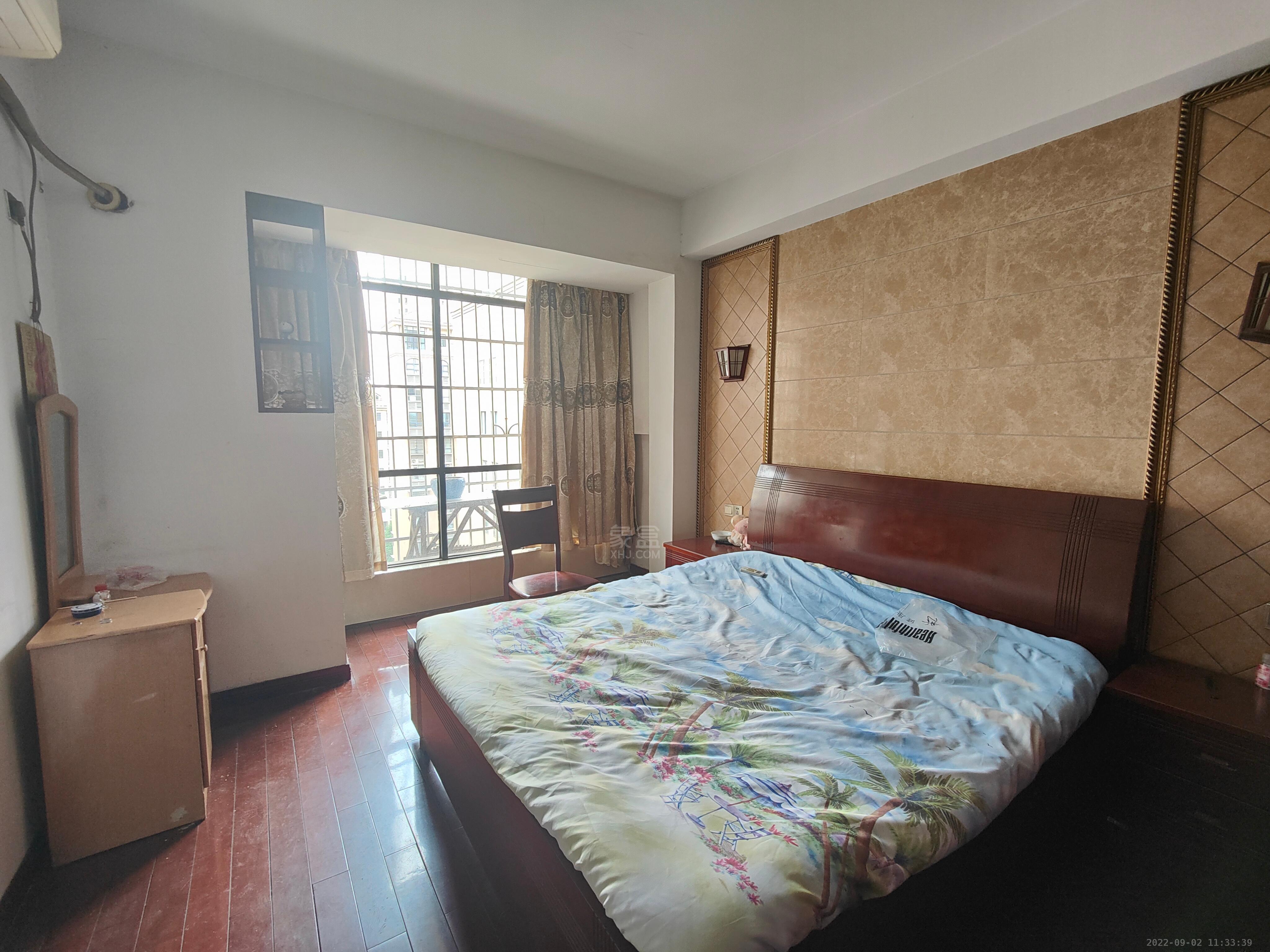 御景东方  2室2厅2卫   1700.00元/月室内图