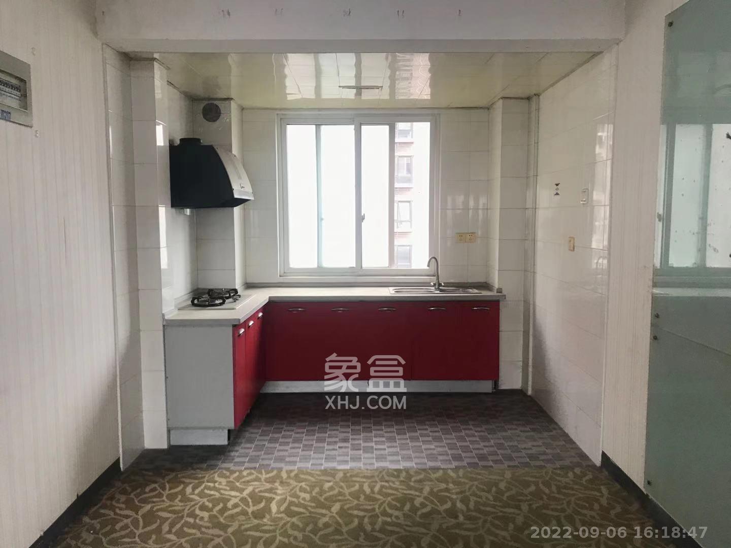 丽景新贵  3室2厅2卫   3000.00元/月室内图
