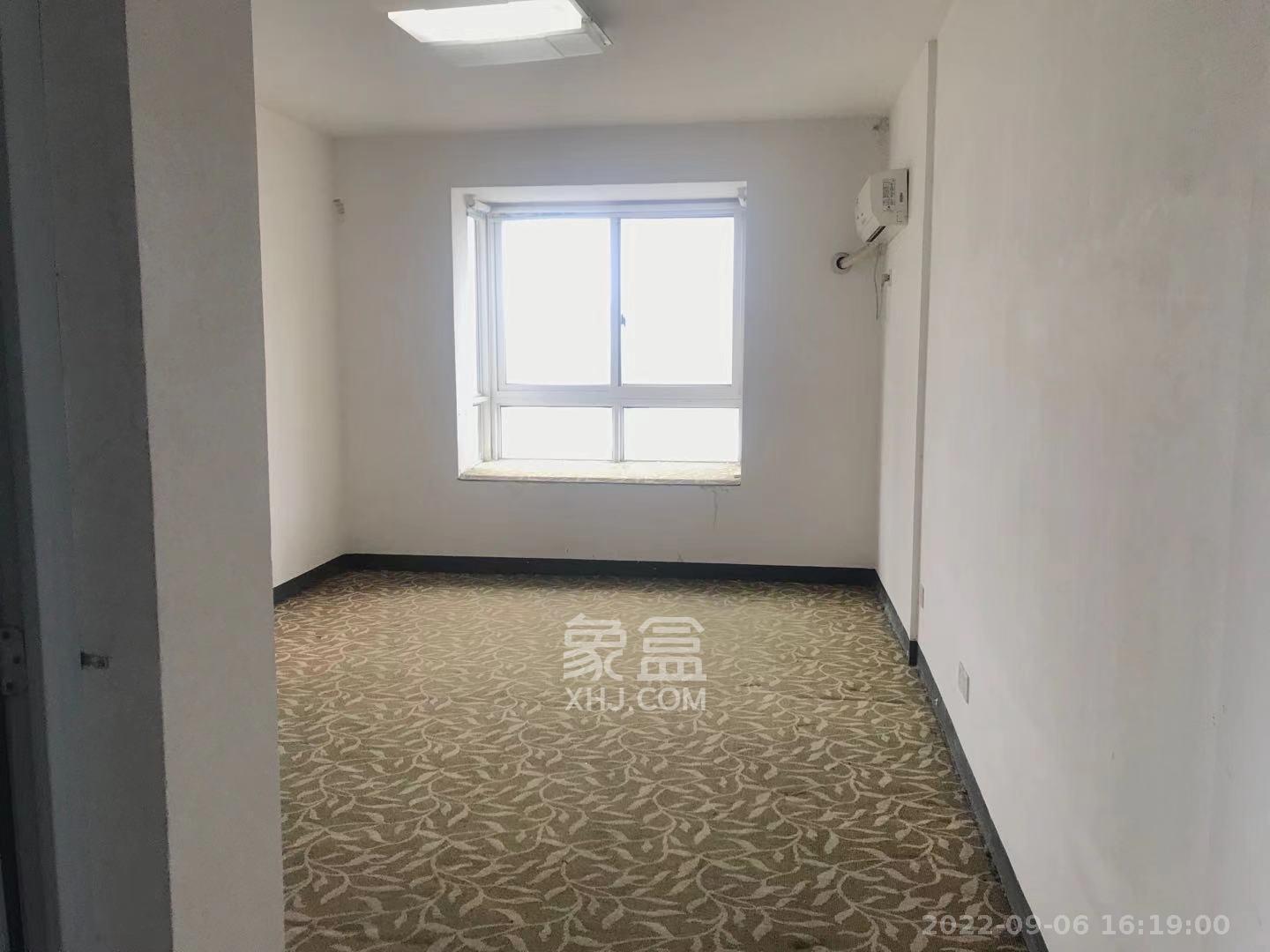 丽景新贵  3室2厅2卫   3000.00元/月室内图