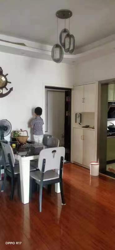 香格里拉  2室2厅1卫   1800.00元/月室内图