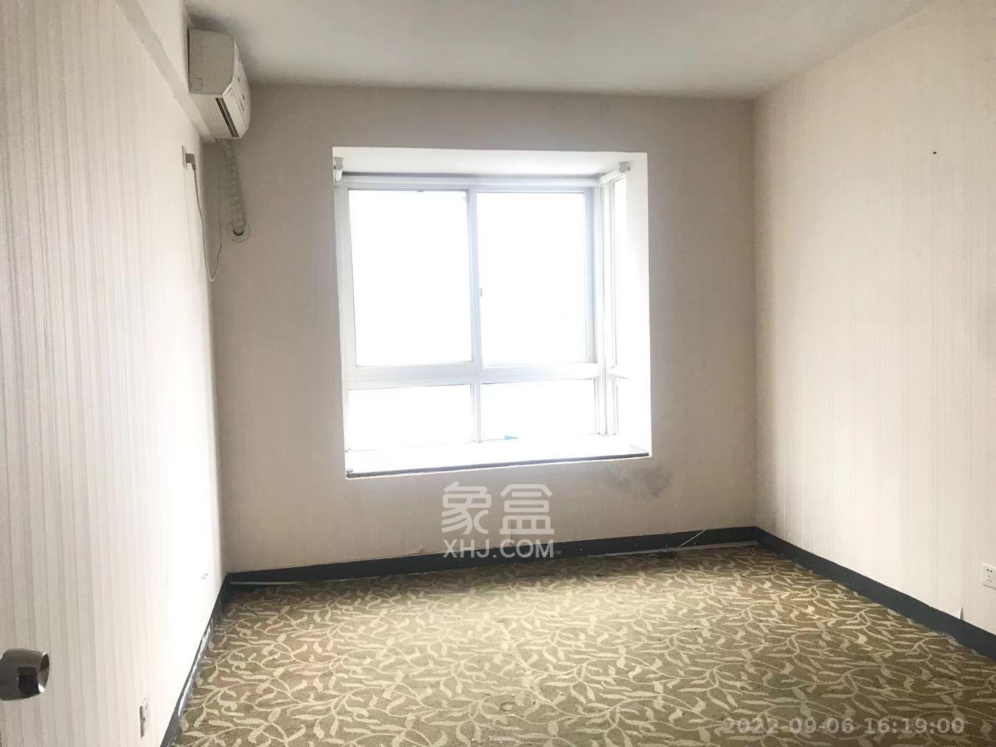 丽景新贵  3室2厅2卫   3000.00元/月室内图