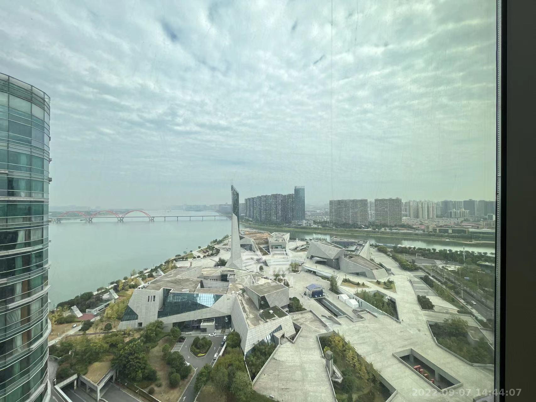 北辰时代广场  3室2厅1卫   20000.00元/月室内图