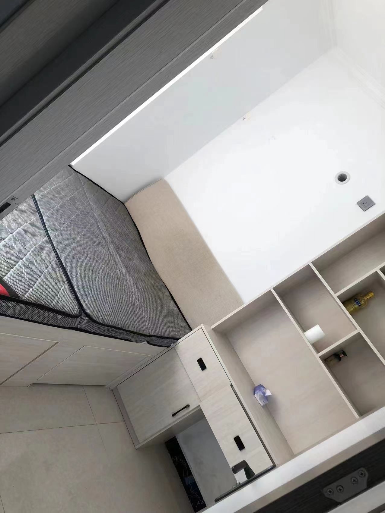 碧桂园（住宅）  3室2厅2卫   1500.00元/月室内图