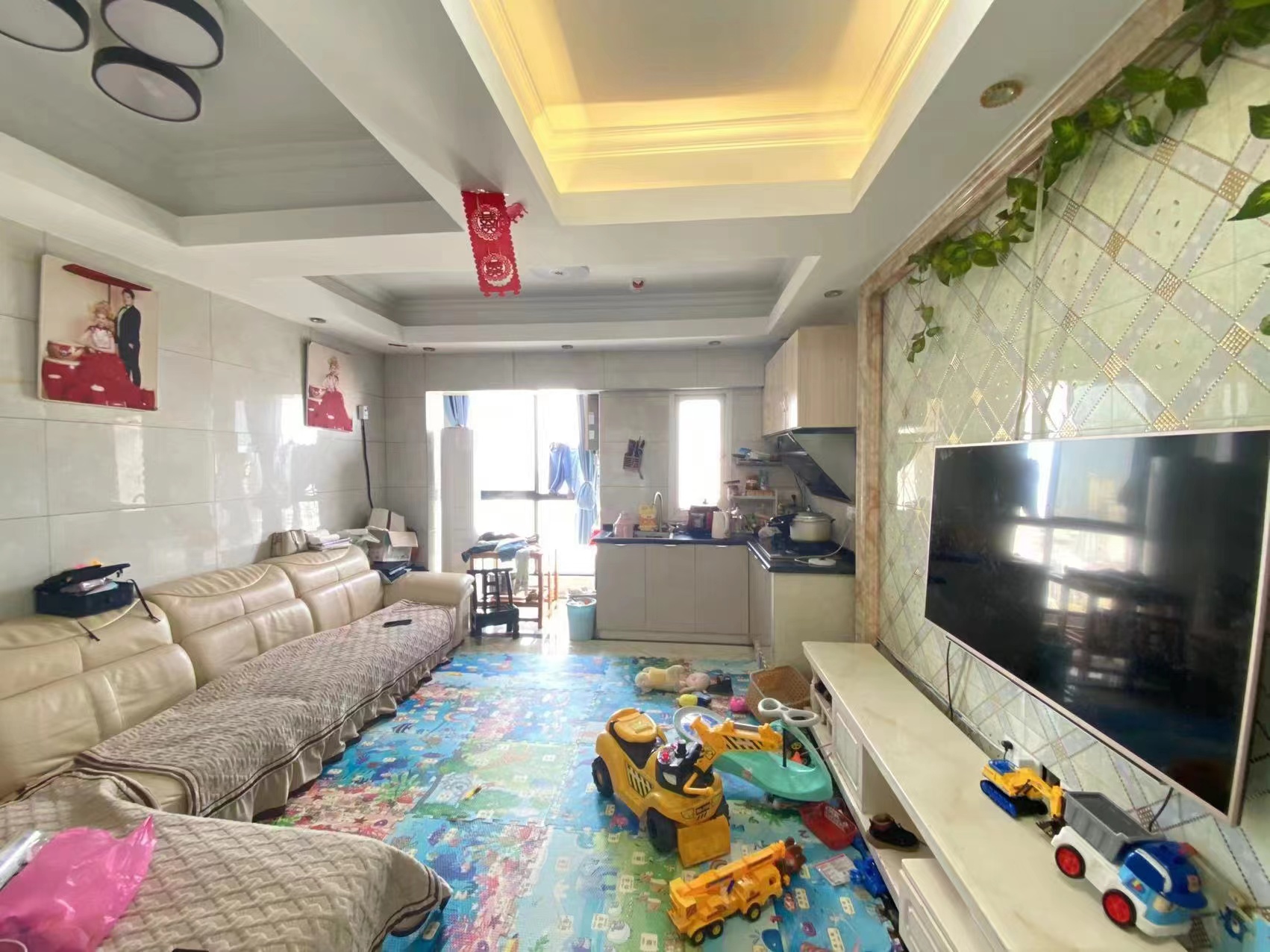 岳阳新天地  2室2厅1卫   1800.00元/月室内图1