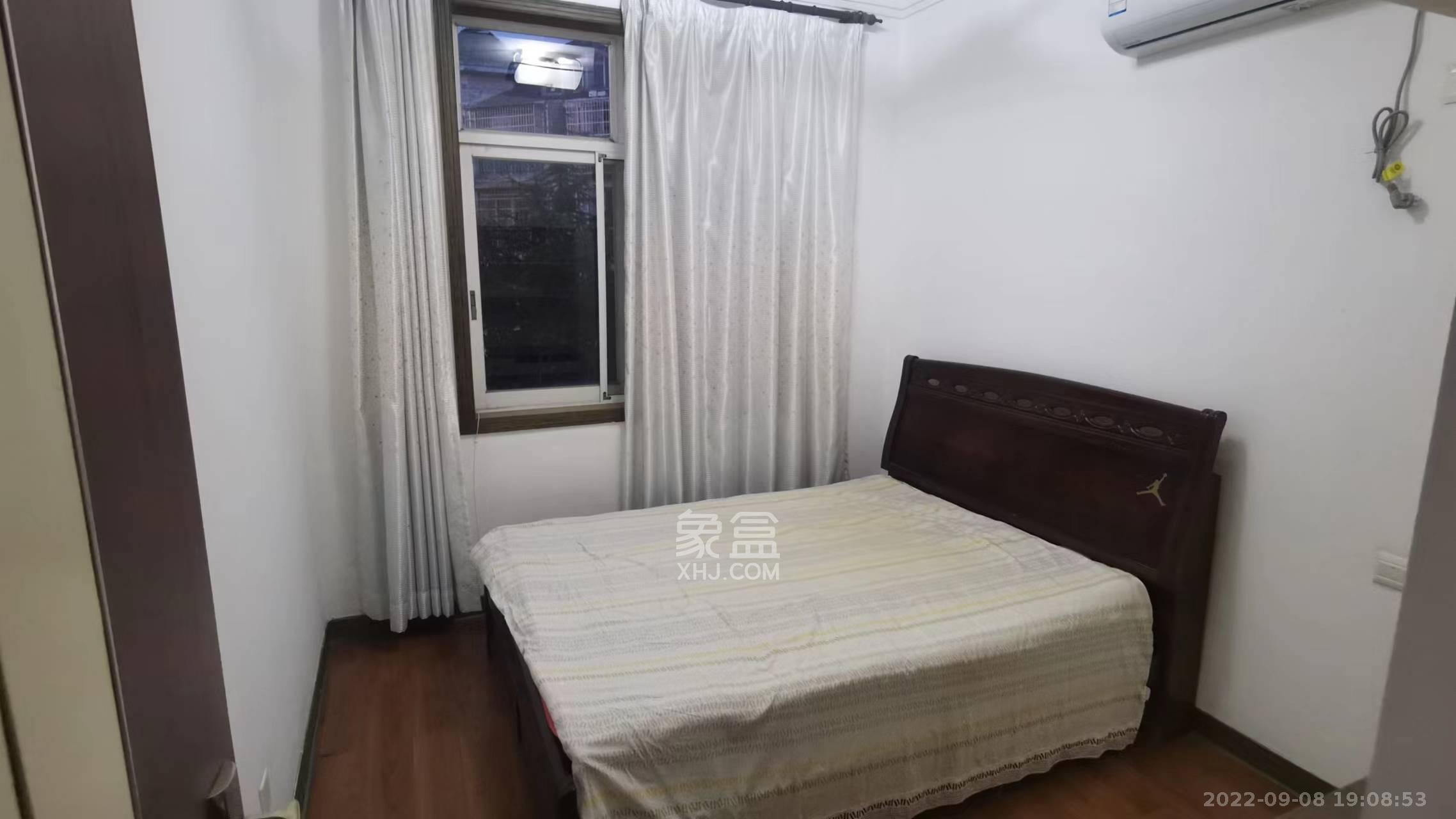 山水人家一二期 2室2厅1卫 1700.0元/月 山水人家一二期 2室2厅1卫 1700.0元/月室内图