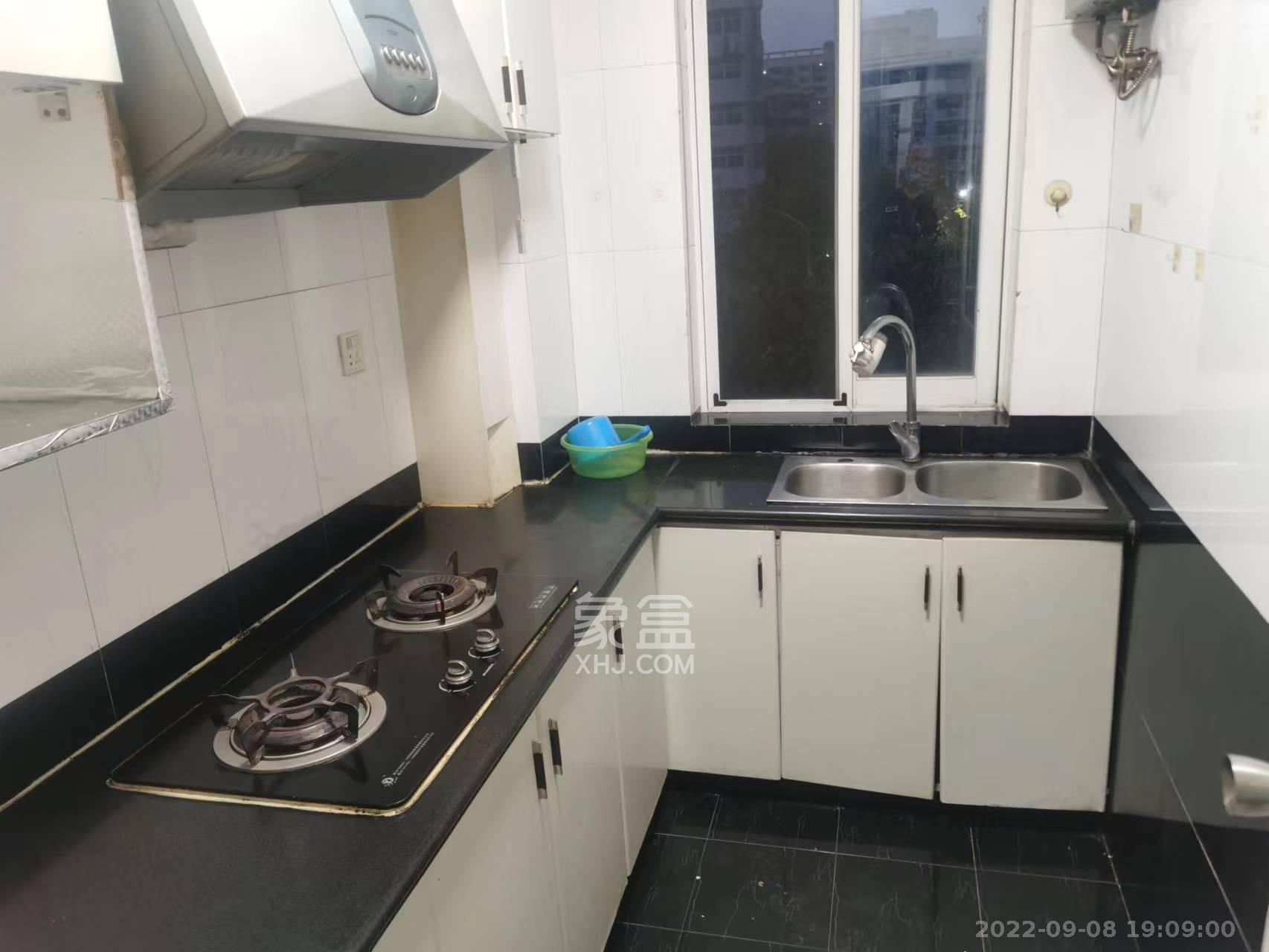 山水人家一二期 2室2厅1卫 1700.0元/月 山水人家一二期 2室2厅1卫 1700.0元/月室内图