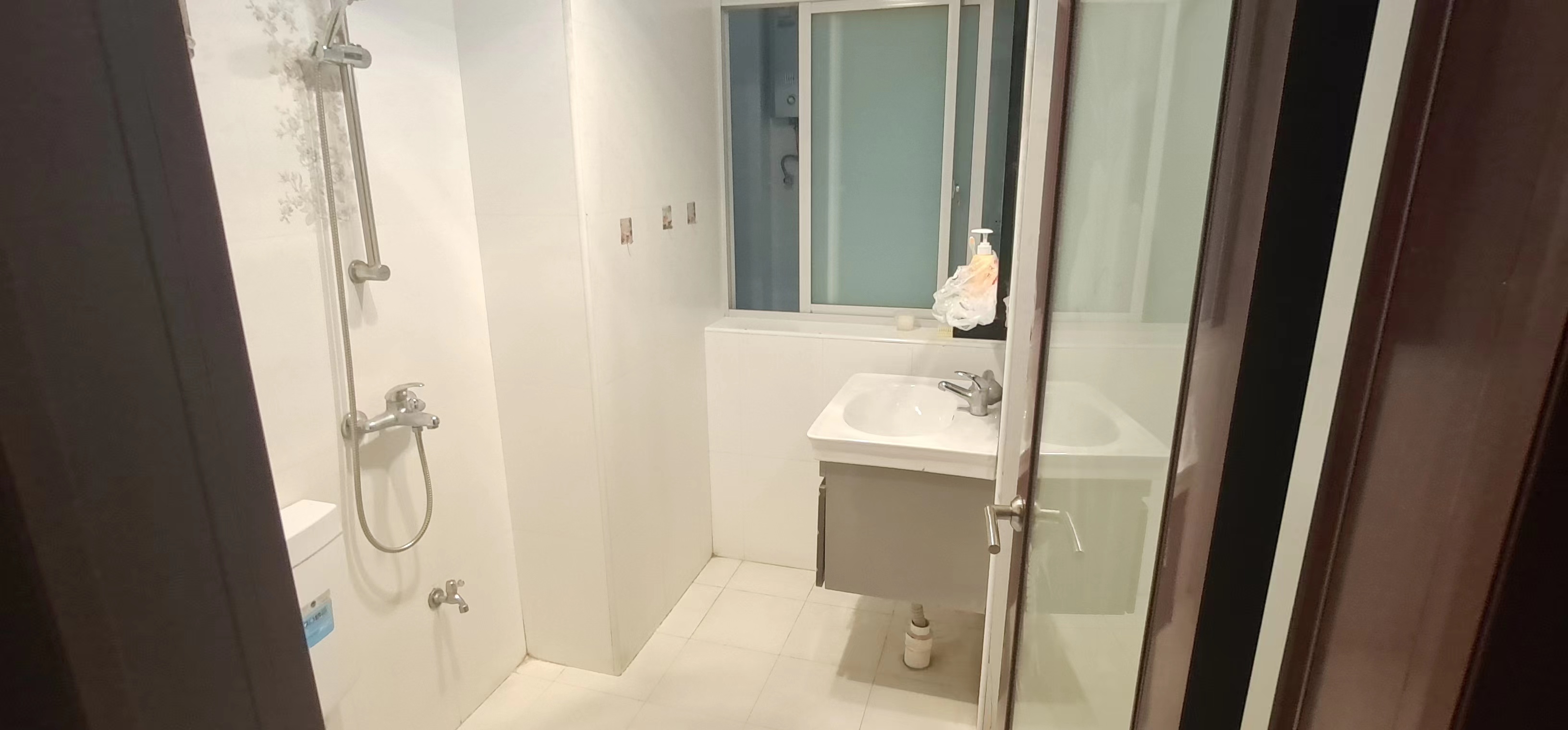 愉景湾东域  3室2厅1卫   1500.00元/月室内图
