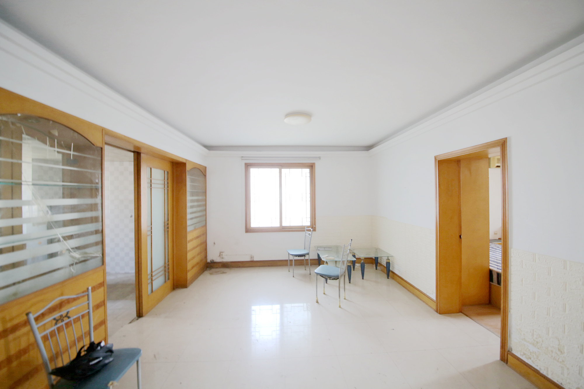 骆家坝小区  2室2厅1卫   65.00万