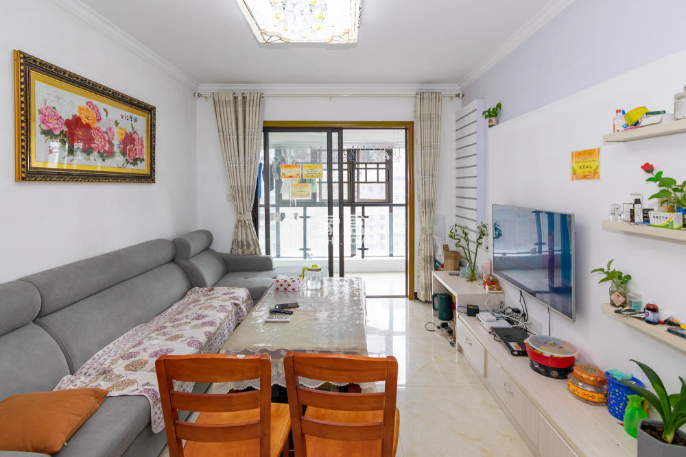 润和紫郡一期  2室2厅1卫    69.0万