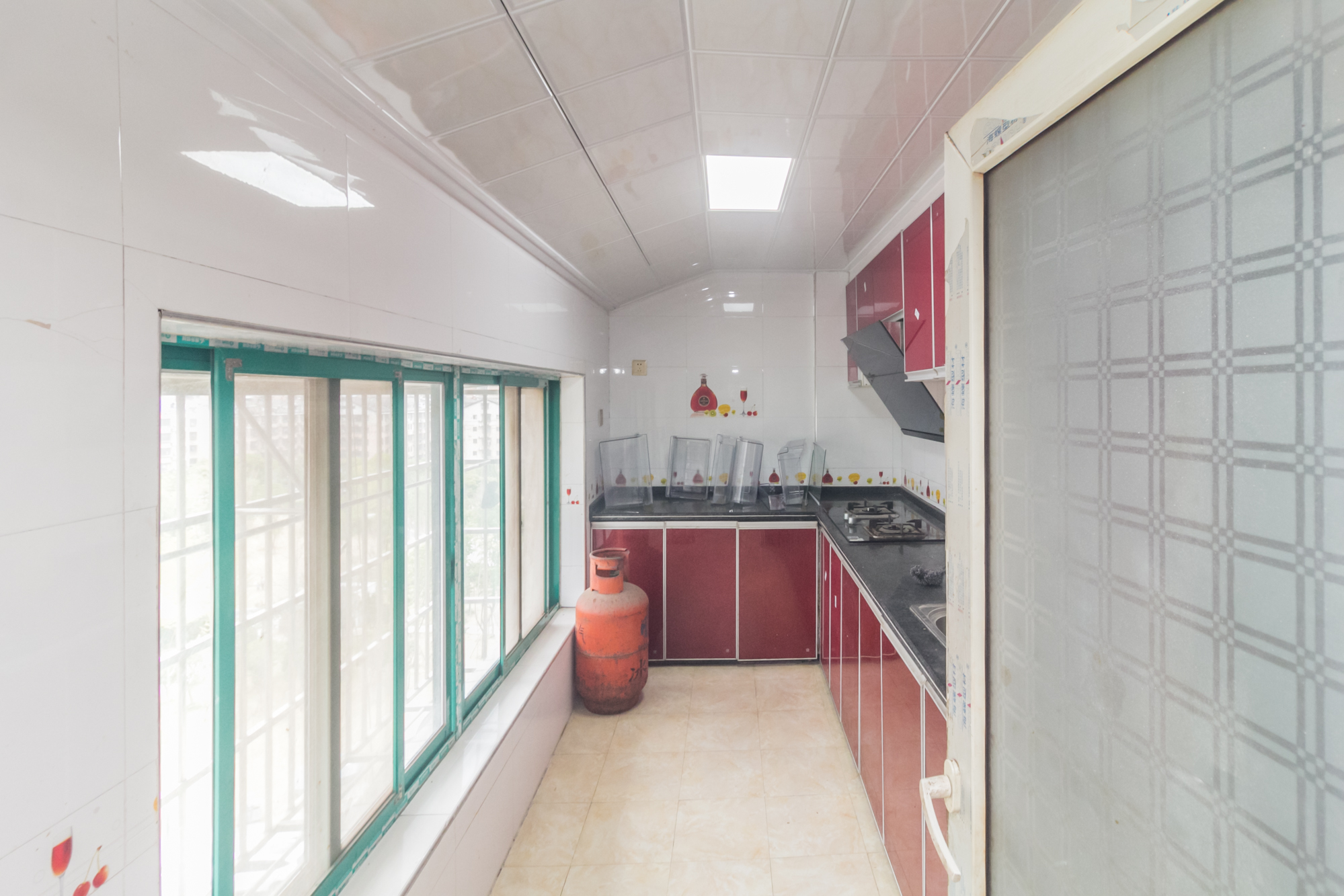 星沙国际物流园/泉星社区 4室2厅2卫 64.8万 星沙国际物流园/泉星社区 4室2厅2卫 64.8万阳台