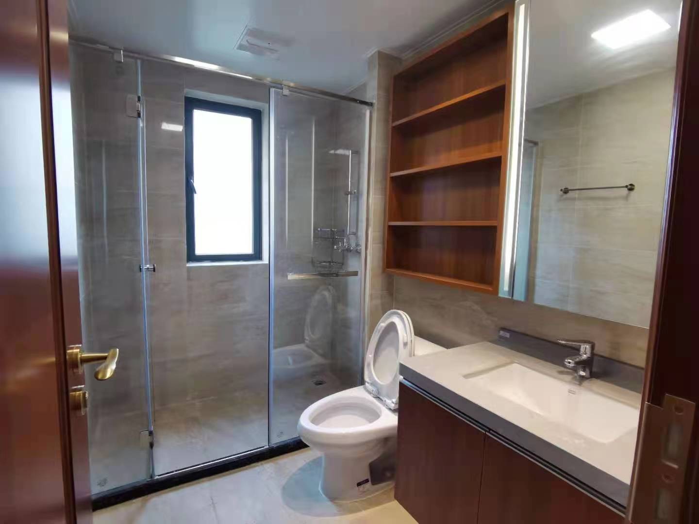 恒大华府 3室2厅2卫 147.0万 恒大华府 3室2厅2卫 147.0万室内图