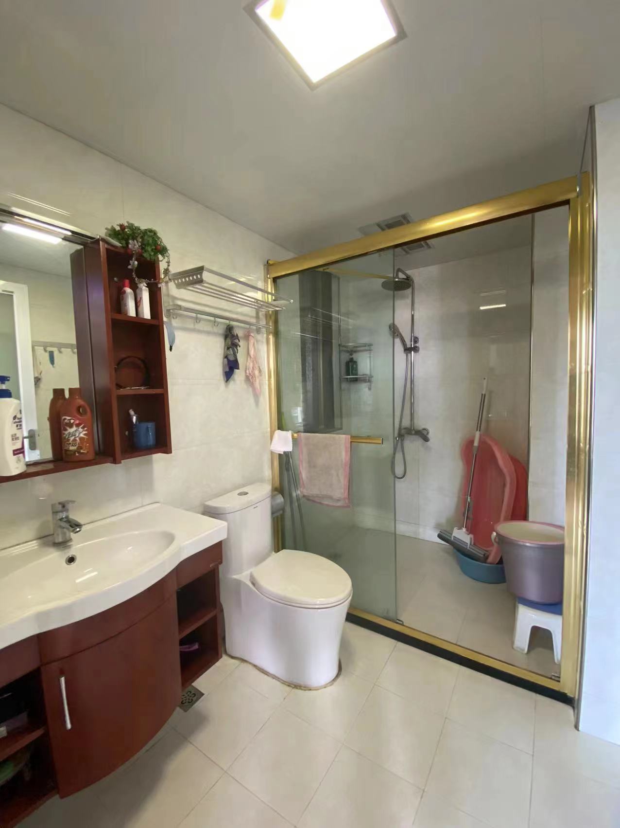 泰山公馆 2室2厅1卫 68.0万 泰山公馆 2室2厅1卫 68.0万室内图