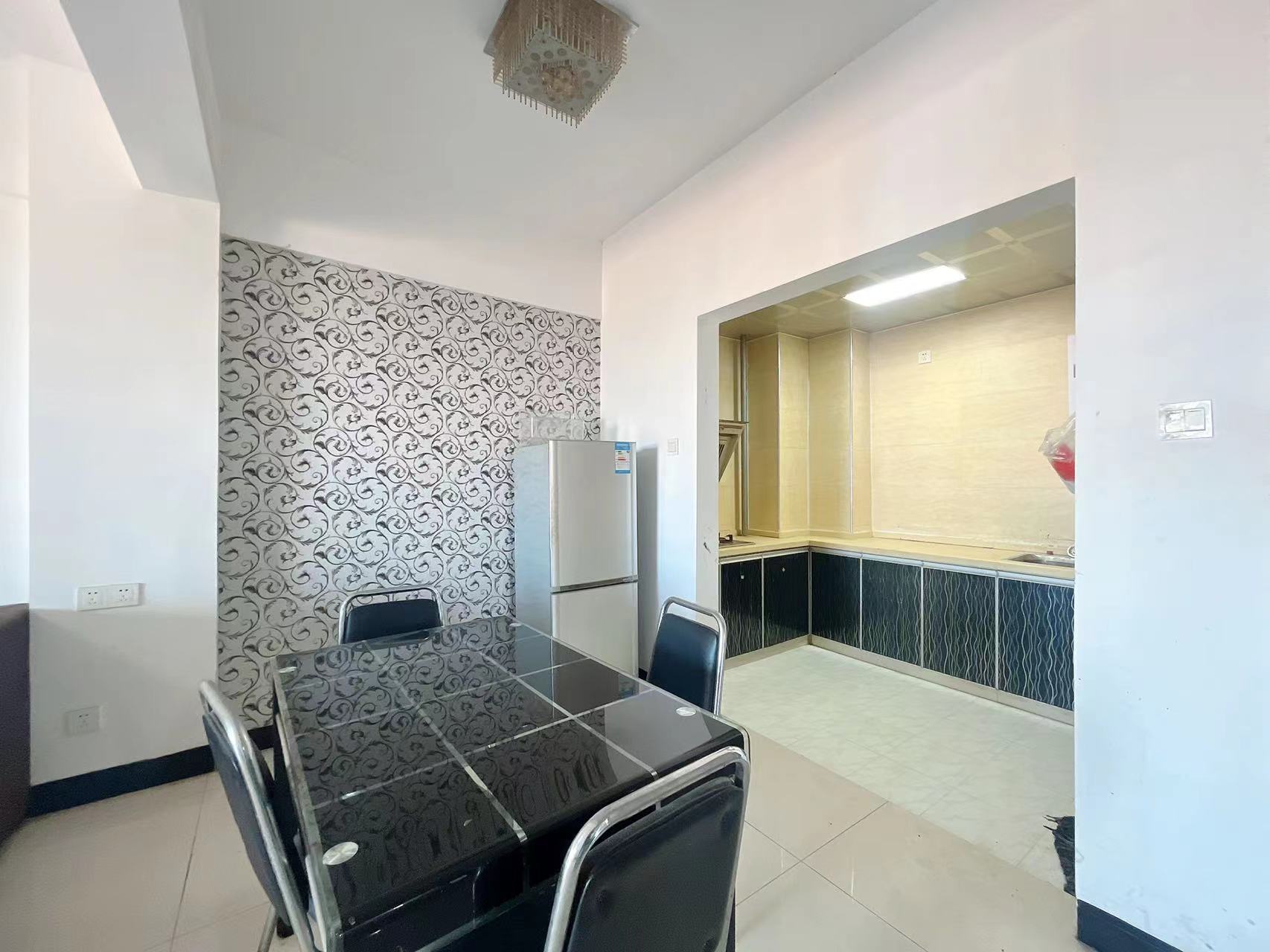 建鑫二期 2室1厅1卫 40.0万 建鑫二期 2室1厅1卫 40.0万客厅