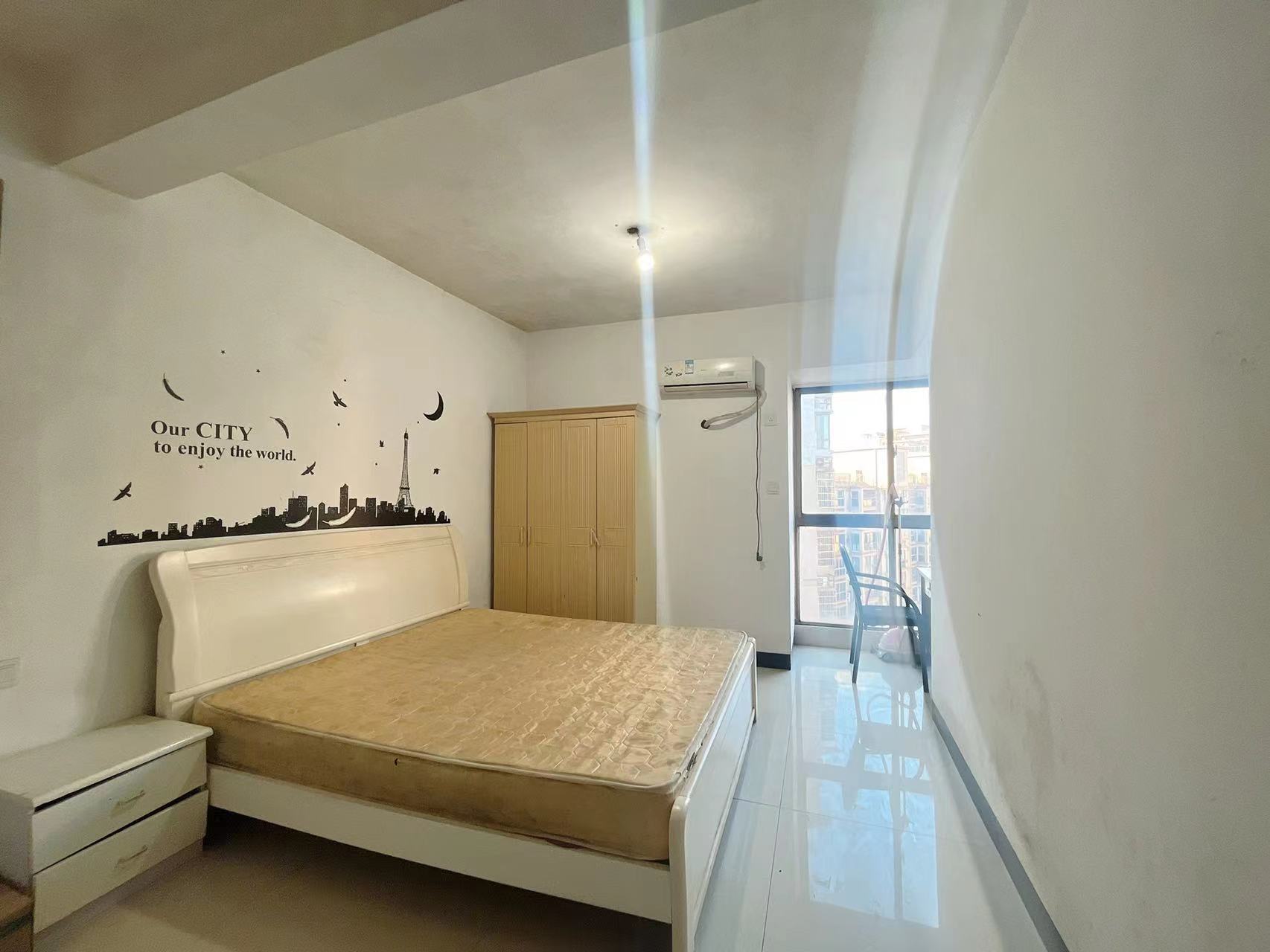 建鑫二期 2室1厅1卫 40.0万 建鑫二期 2室1厅1卫 40.0万客厅