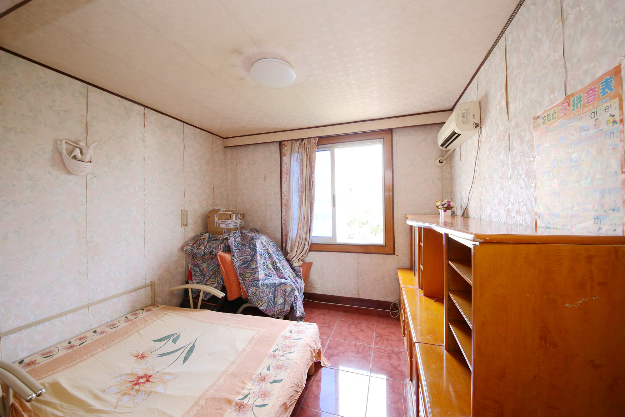 文艺新村  2室1厅1卫    53.8万卧室