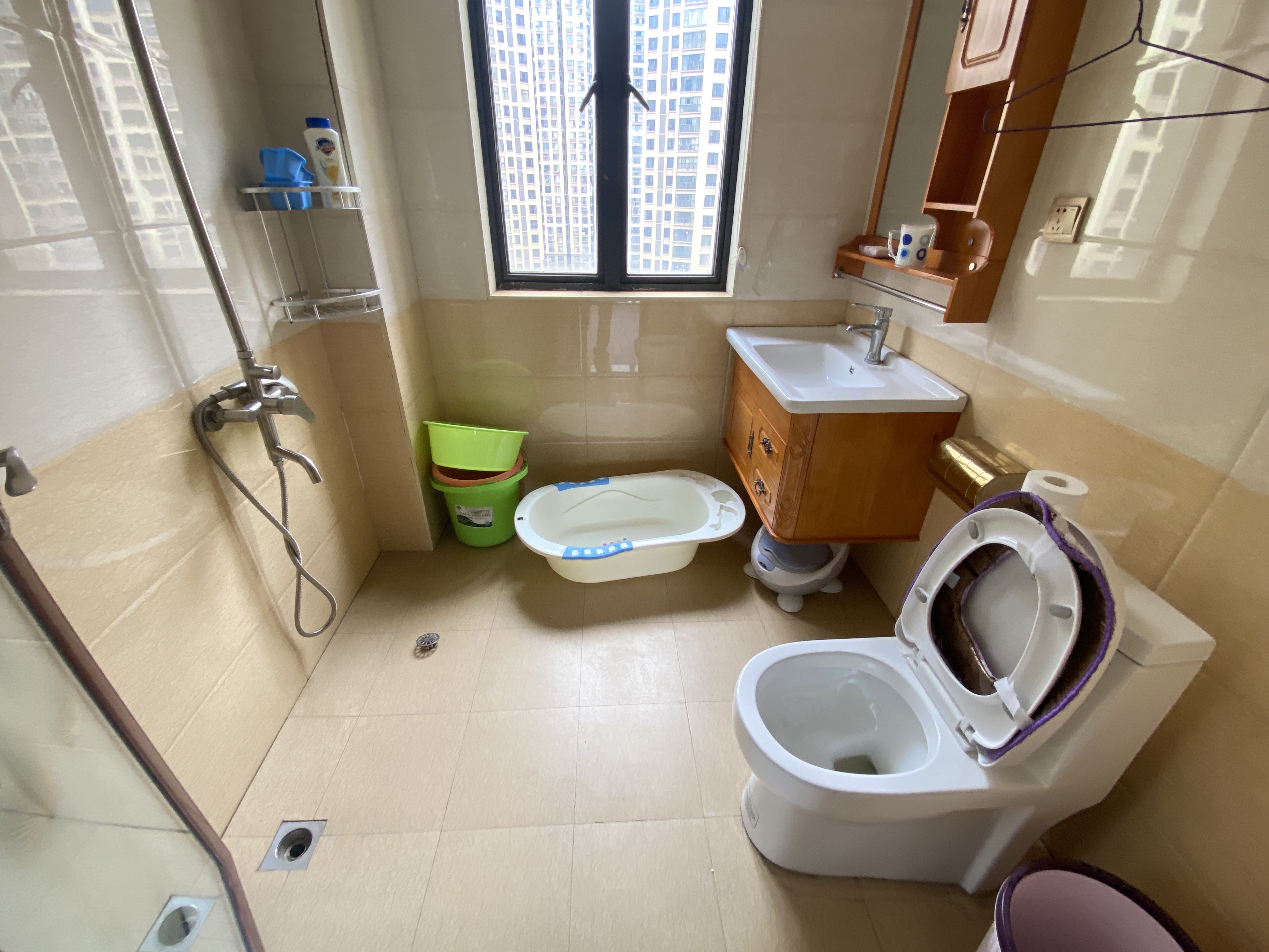 三一歌雅郡 3室2厅2卫 83.0万 三一歌雅郡 3室2厅2卫 83.0万室内图