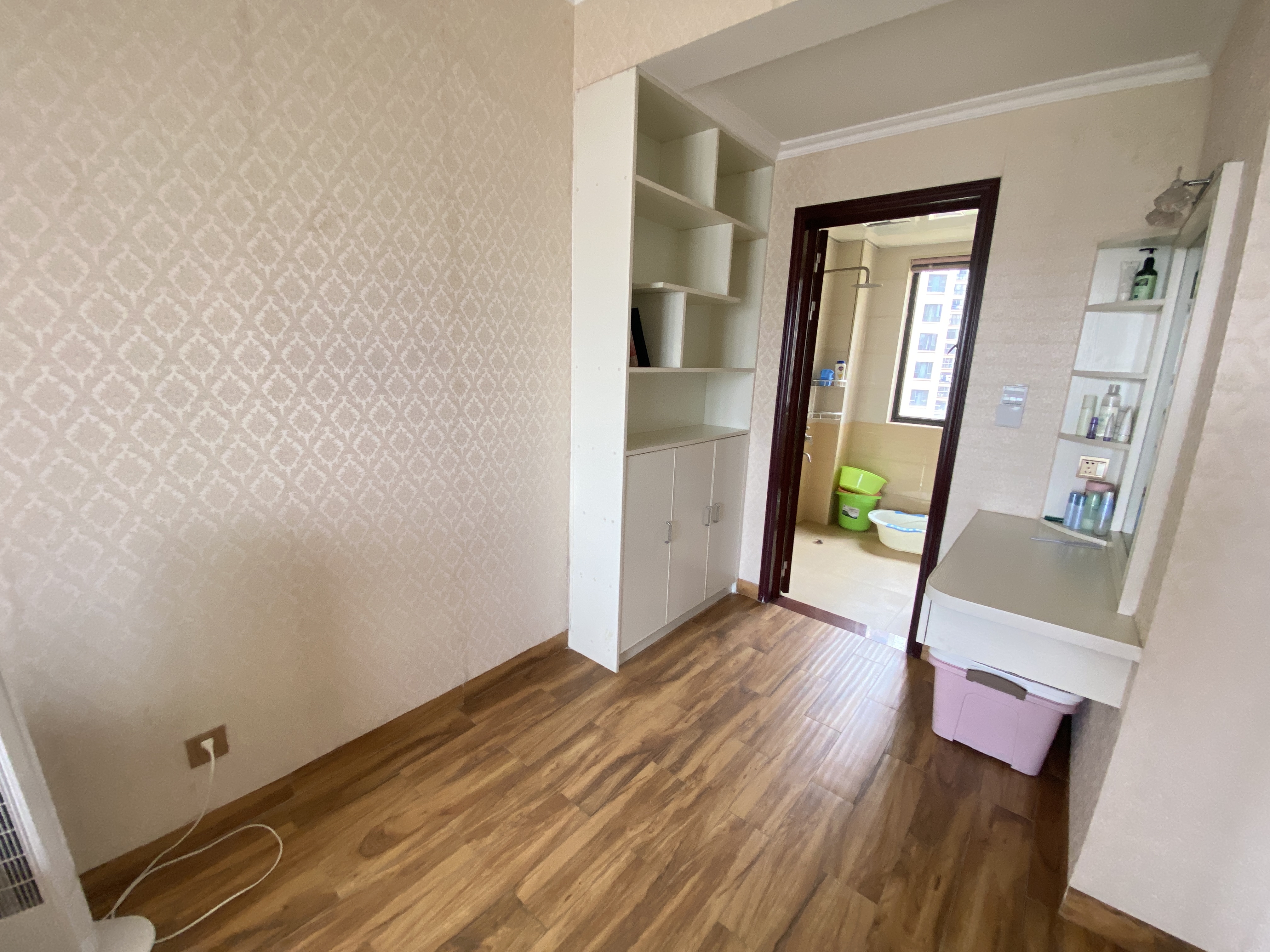 三一歌雅郡 3室2厅2卫 83.0万 三一歌雅郡 3室2厅2卫 83.0万室内图