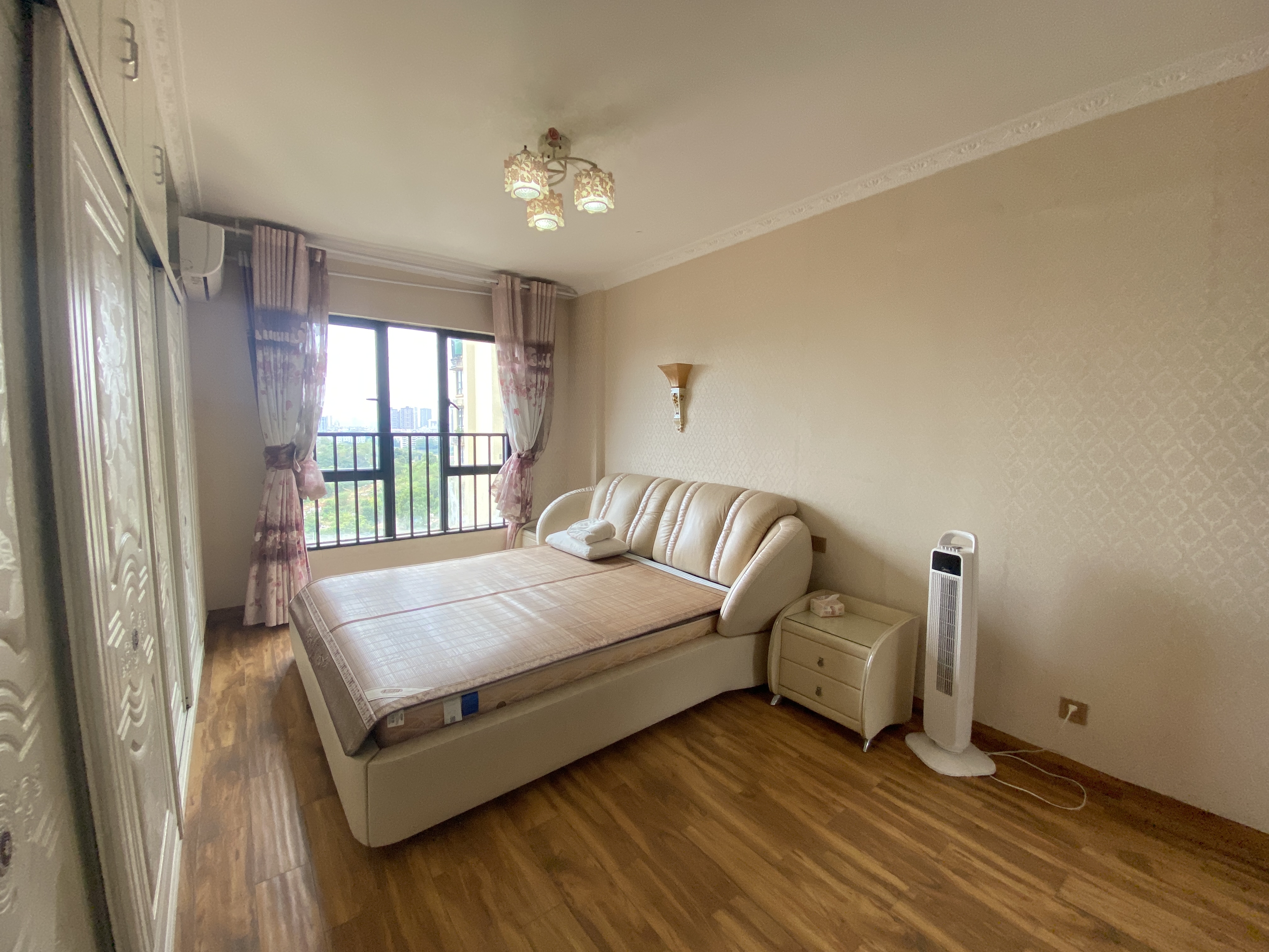 三一歌雅郡 3室2厅2卫 83.0万 三一歌雅郡 3室2厅2卫 83.0万室内图