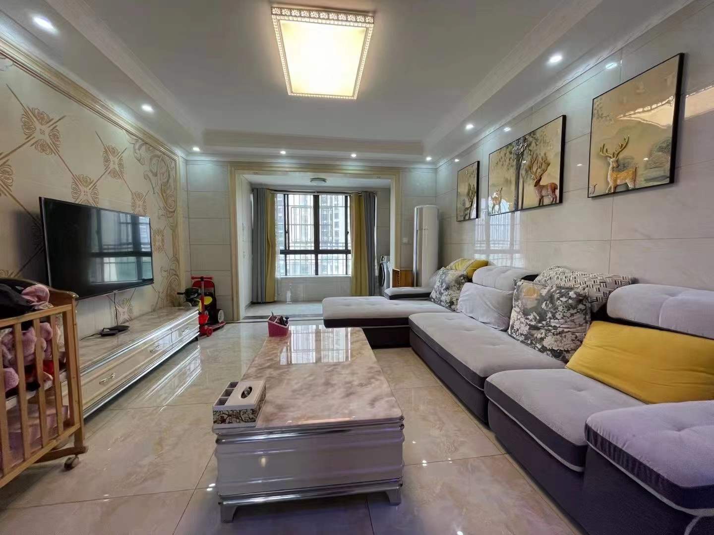 佳兆业金域天下三期 3室2厅2卫 83.8万 佳兆业金域天下三期 3室2厅2卫 83.8万室内图