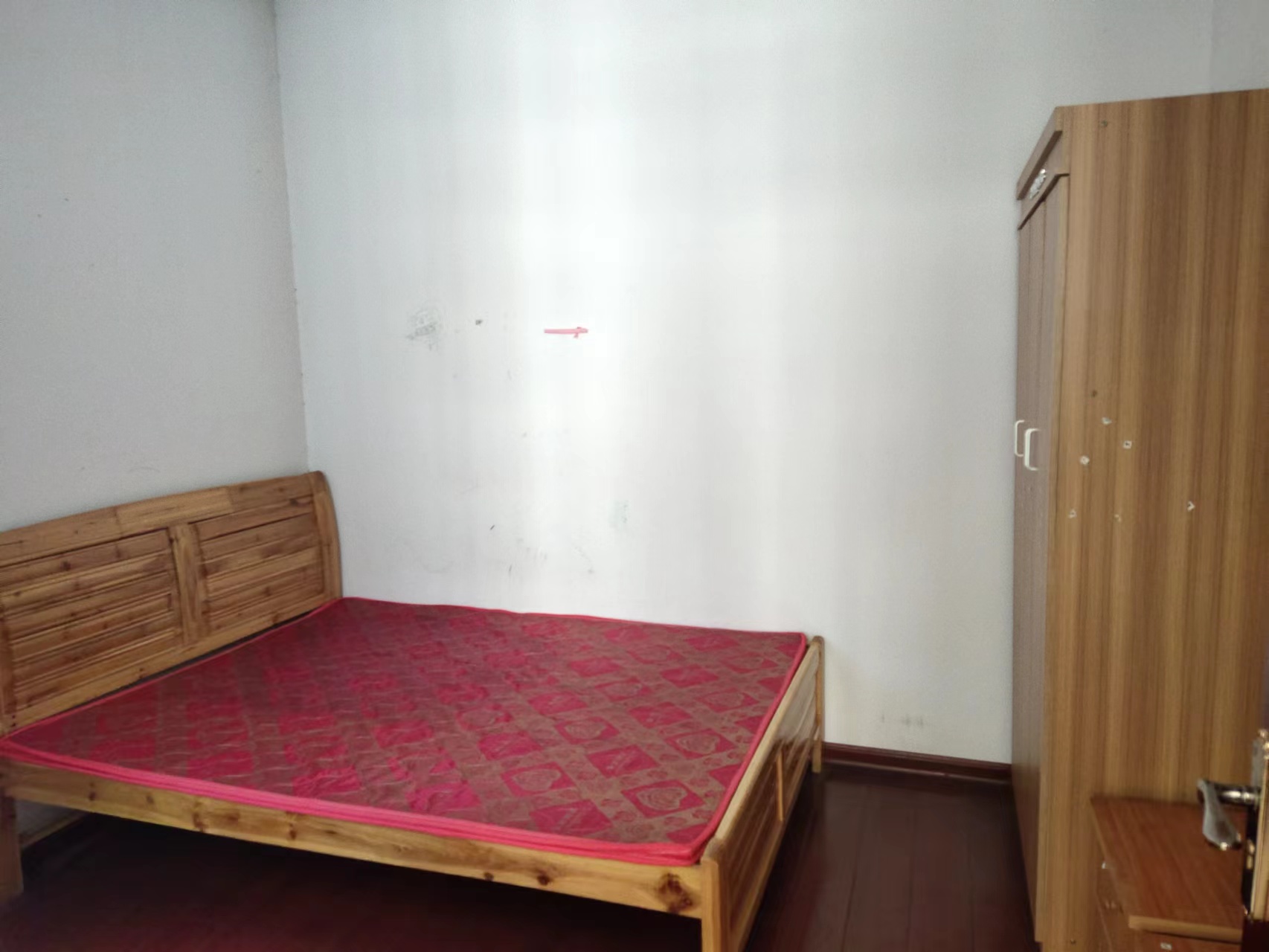 金碧花园 2室1厅1卫 38.0万 金碧花园 2室1厅1卫 38.0万室内图