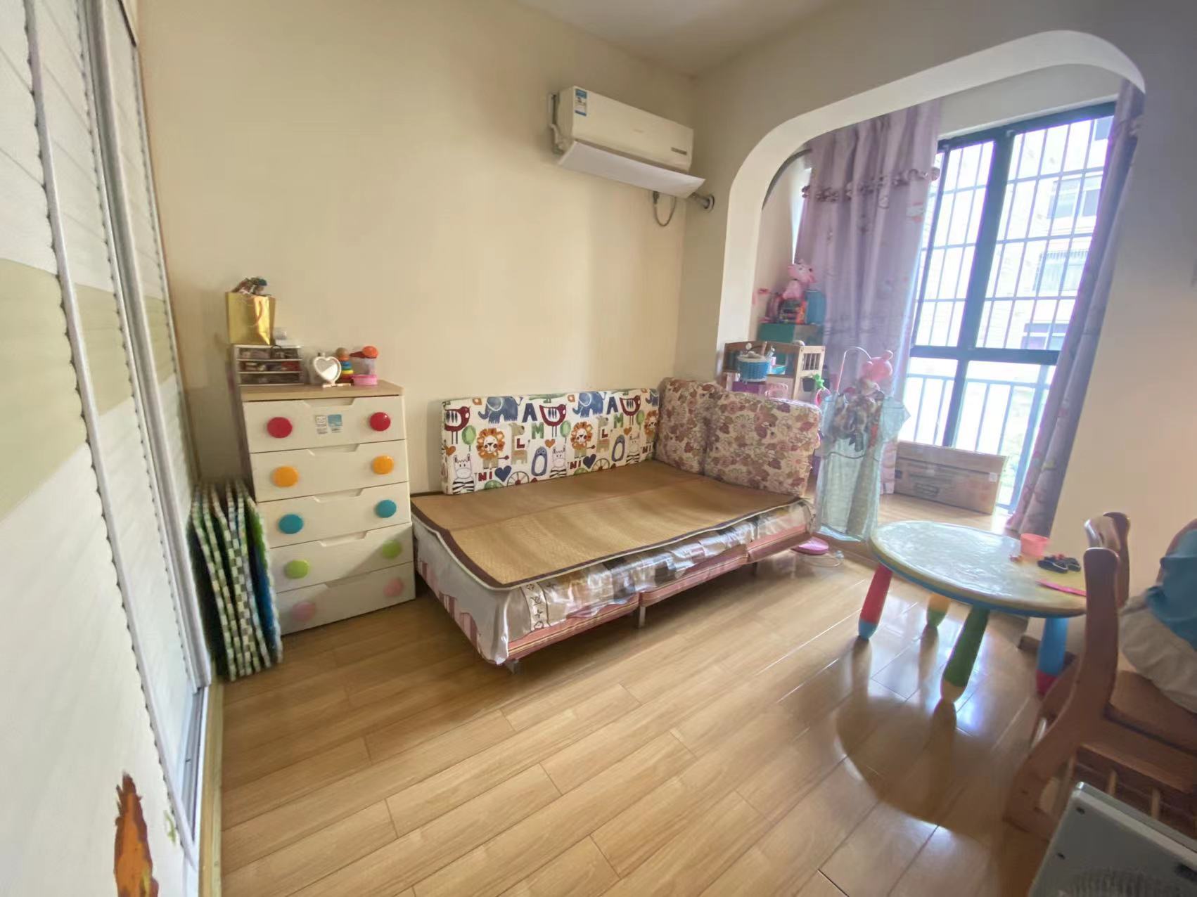 嘉盛华府 3室2厅2卫 60.0万 嘉盛华府 3室2厅2卫 60.0万室内图