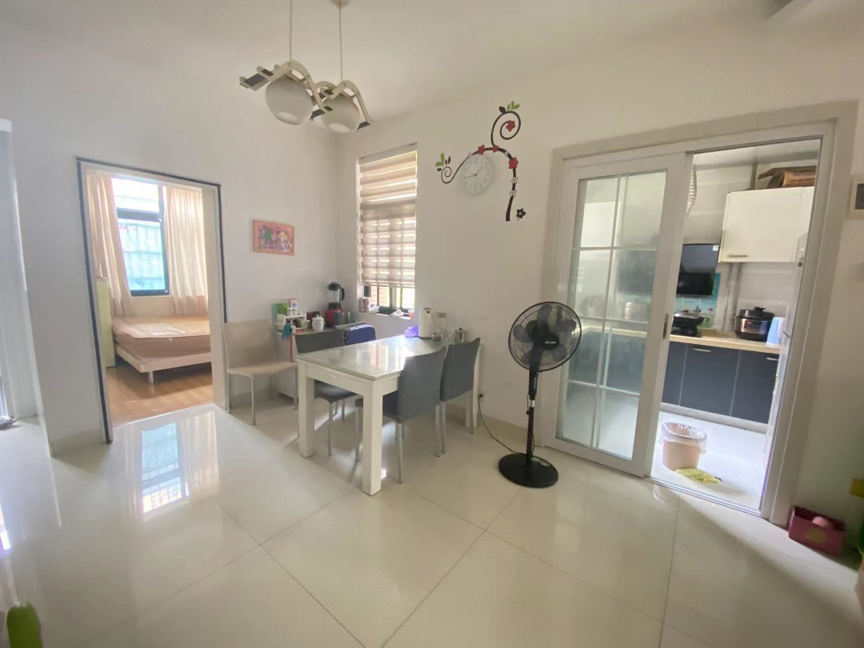 嘉盛华府 3室2厅2卫 60.0万 嘉盛华府 3室2厅2卫 60.0万室内图