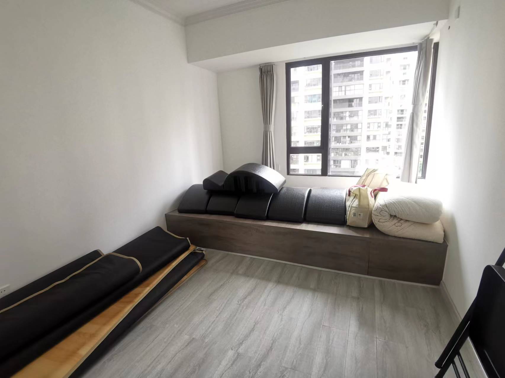 蓝溪谷 4室2厅2卫 118.0万 蓝溪谷 4室2厅2卫 118.0万室内图