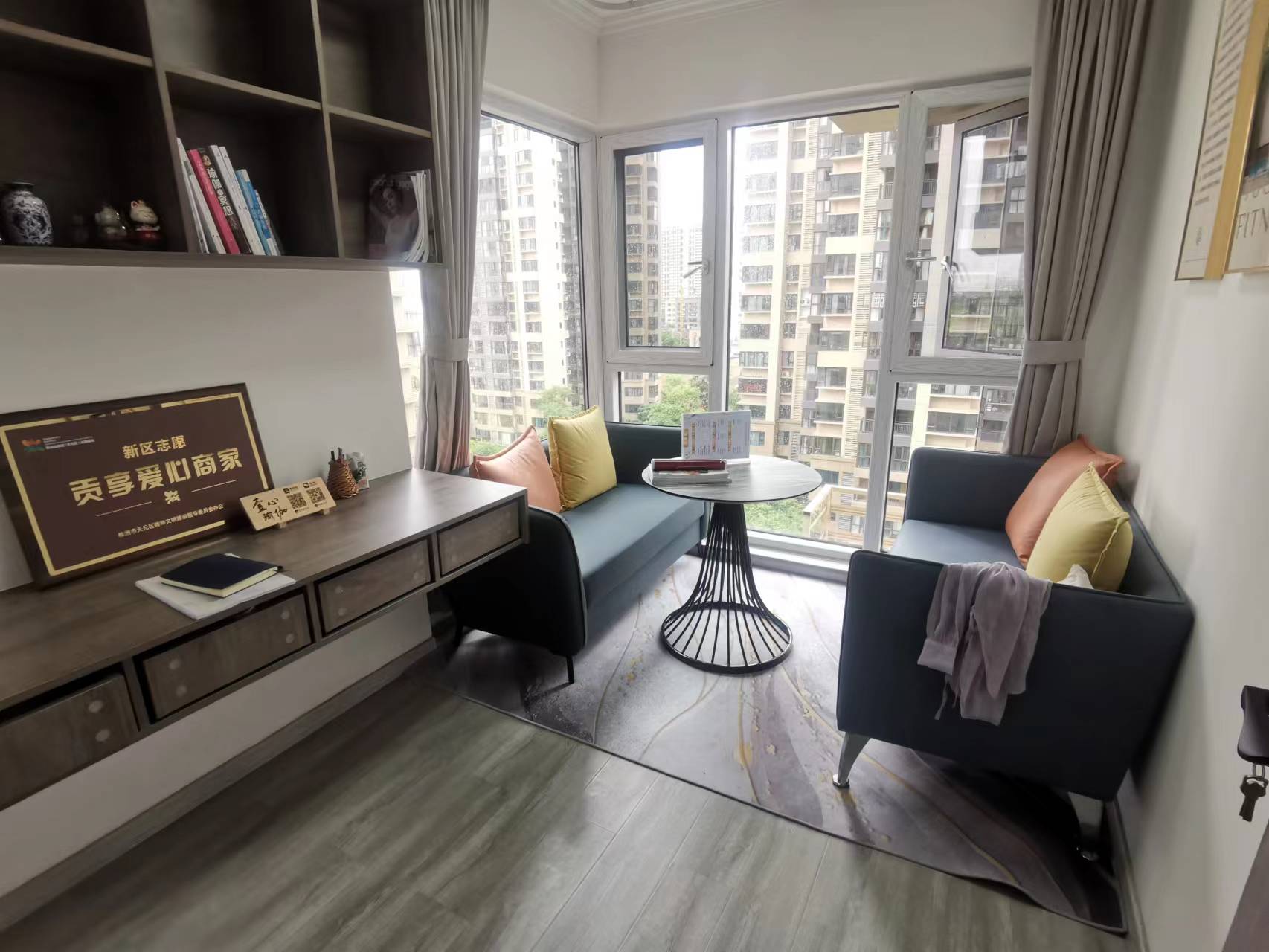 蓝溪谷 4室2厅2卫 118.0万 蓝溪谷 4室2厅2卫 118.0万室内图