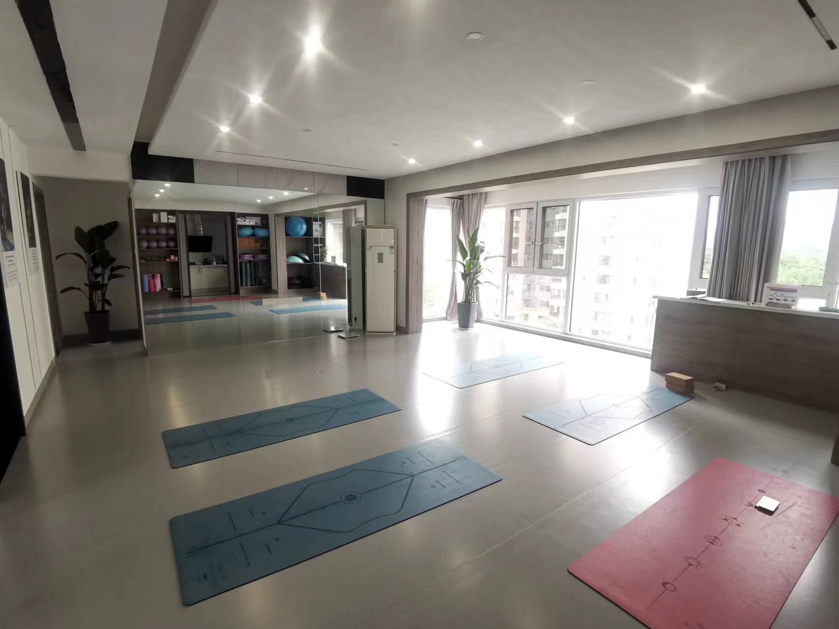 蓝溪谷 4室2厅2卫 118.0万 蓝溪谷 4室2厅2卫 118.0万室内图