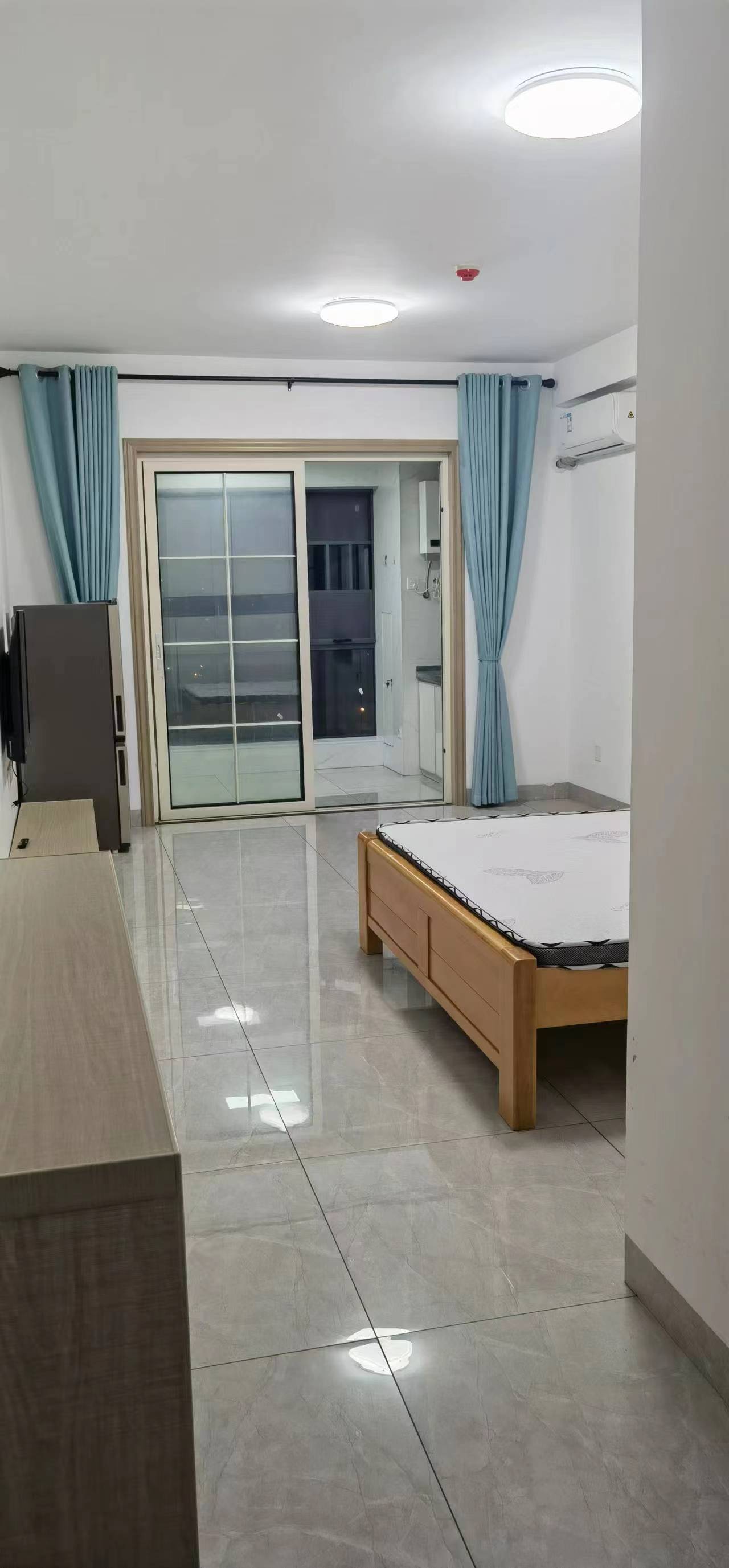 山水洲城华晨第一城 1室1厅1卫 25.8万 山水洲城华晨第一城 1室1厅1卫 25.8万室内图