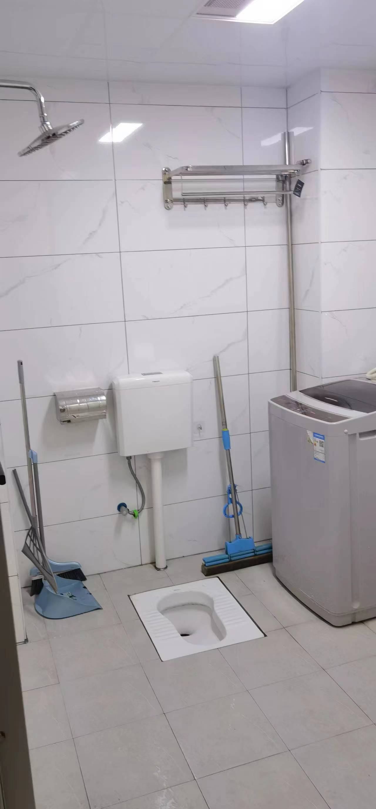 山水洲城华晨第一城 1室1厅1卫 25.8万 山水洲城华晨第一城 1室1厅1卫 25.8万室内图