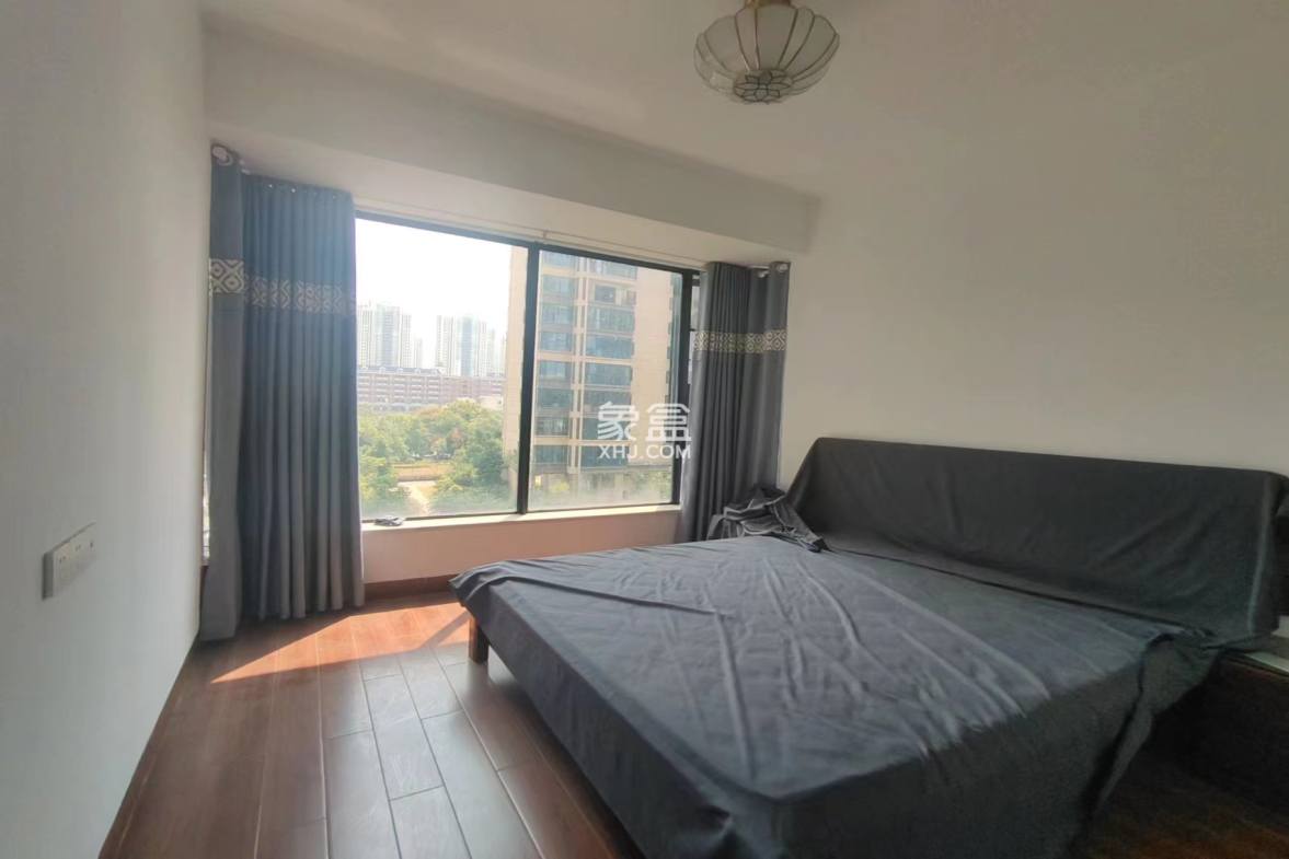 金轮翡翠名园  3室2厅2卫    115.0万 金轮翡翠名园  3室2厅2卫    115.0万室内图