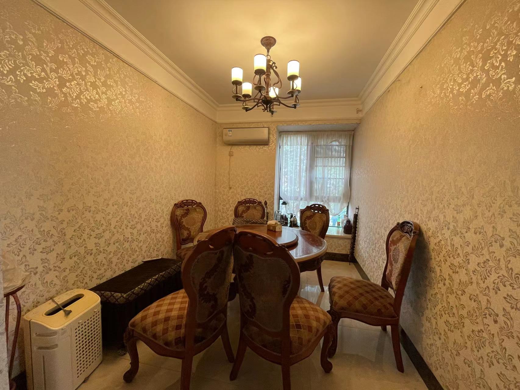 城市风景 5室2厅2卫 138.0万 城市风景 5室2厅2卫 138.0万室内图