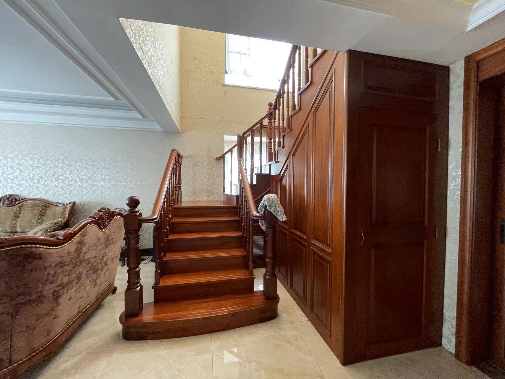 城市风景 5室2厅2卫 138.0万 城市风景 5室2厅2卫 138.0万室内图