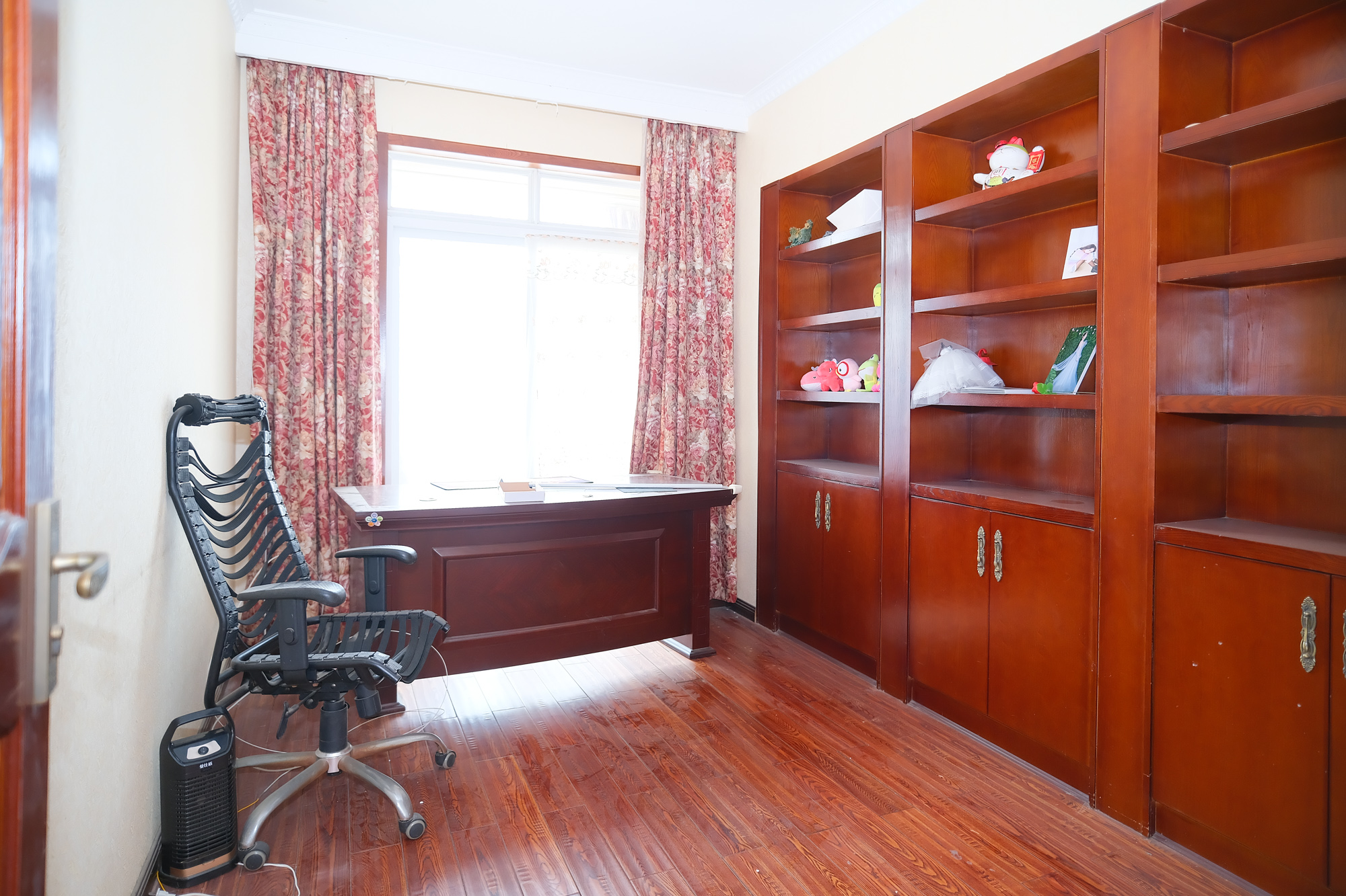 万丽景园 3室2厅1卫 64.5万 万丽景园 3室2厅1卫 64.5万卧室