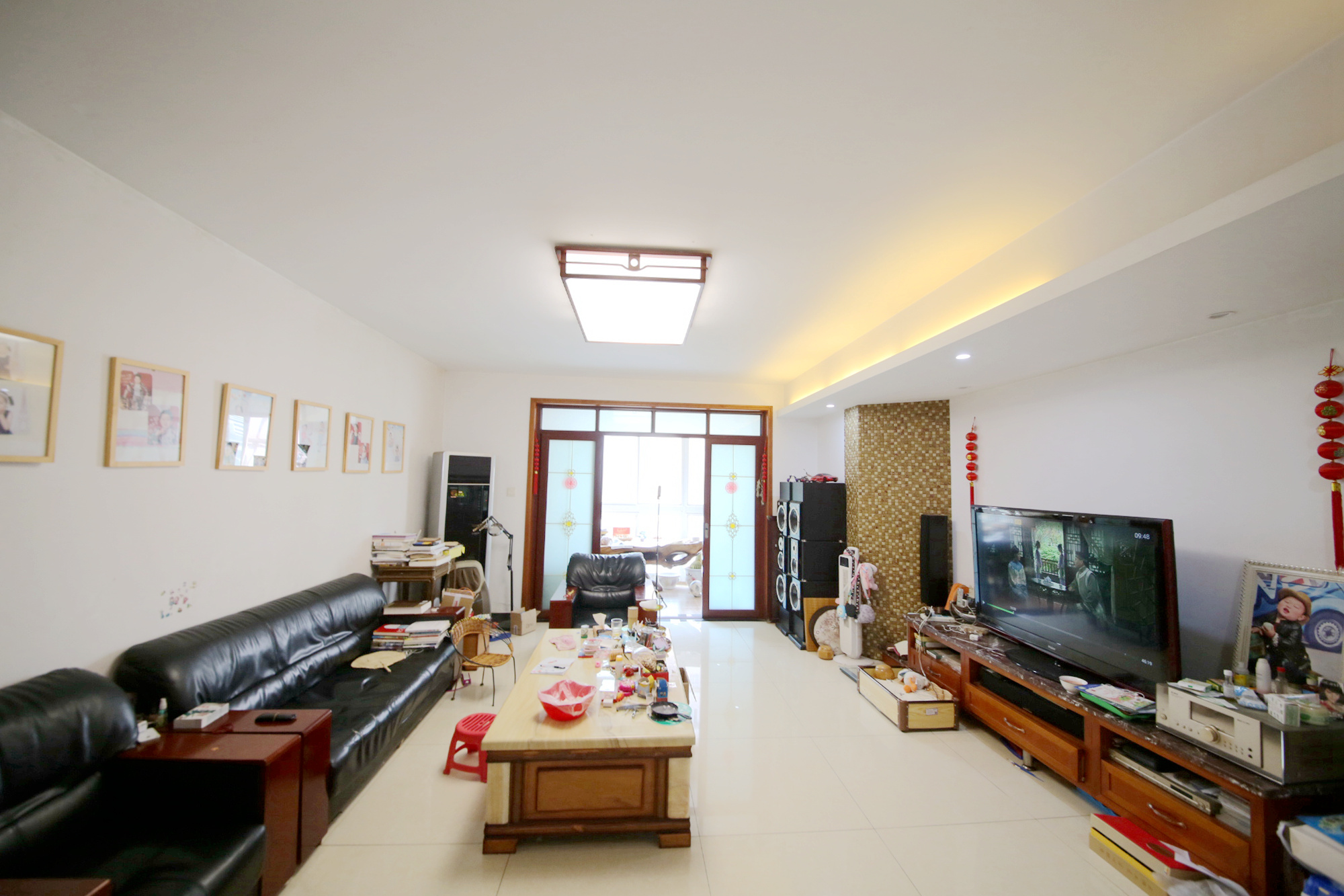 芙蓉区工商局宿舍  4室2厅2卫   207.00万客厅